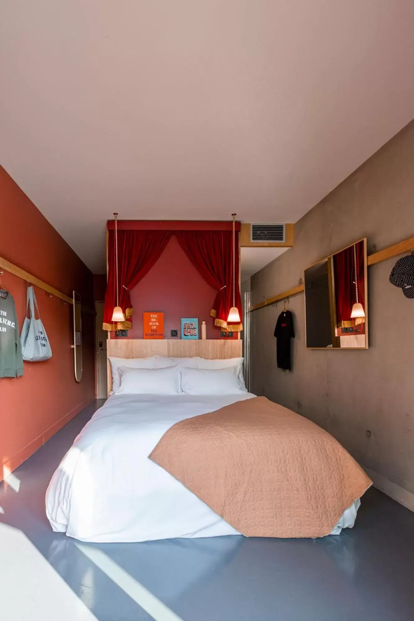 Bedroom, Bed in MOB HOTEL Lyon Confluence