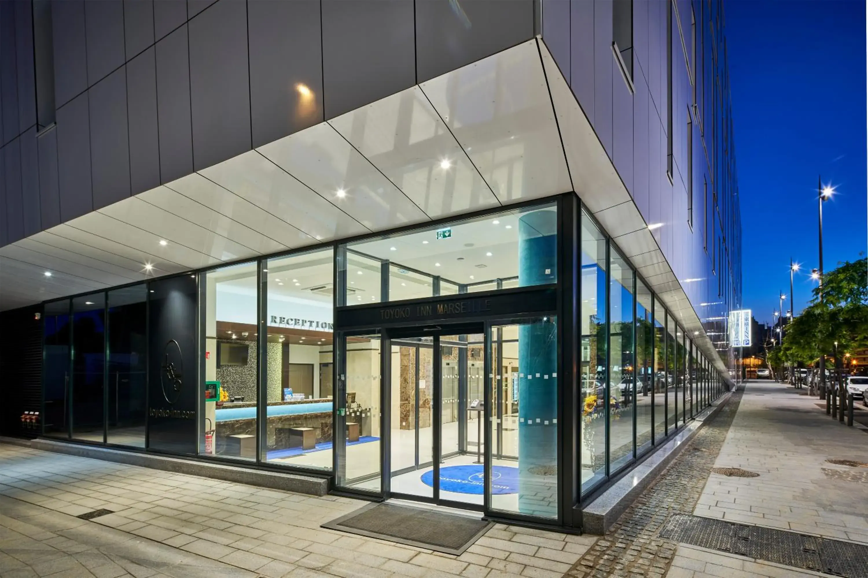 Facade/entrance in Toyoko INN Marseille Saint Charles