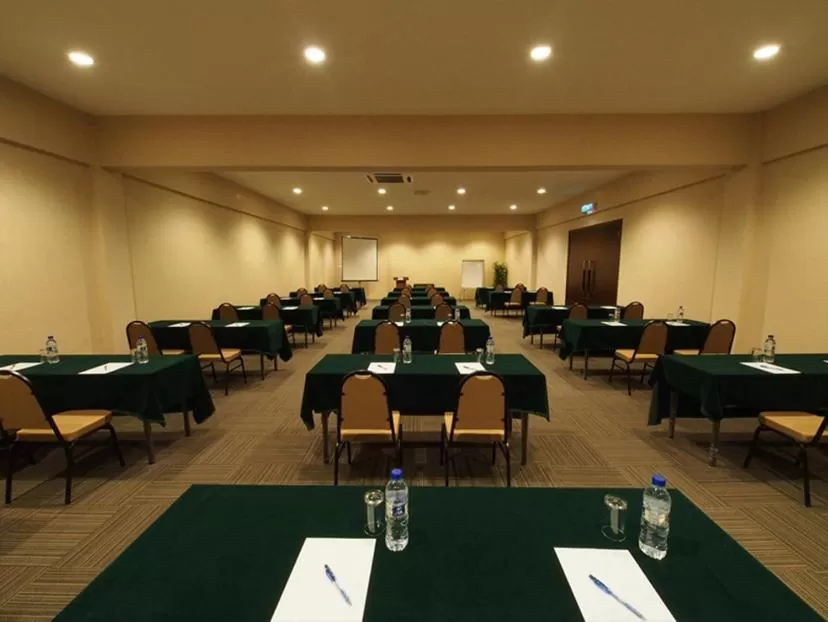 Amverton Cove Golf & Island Resort