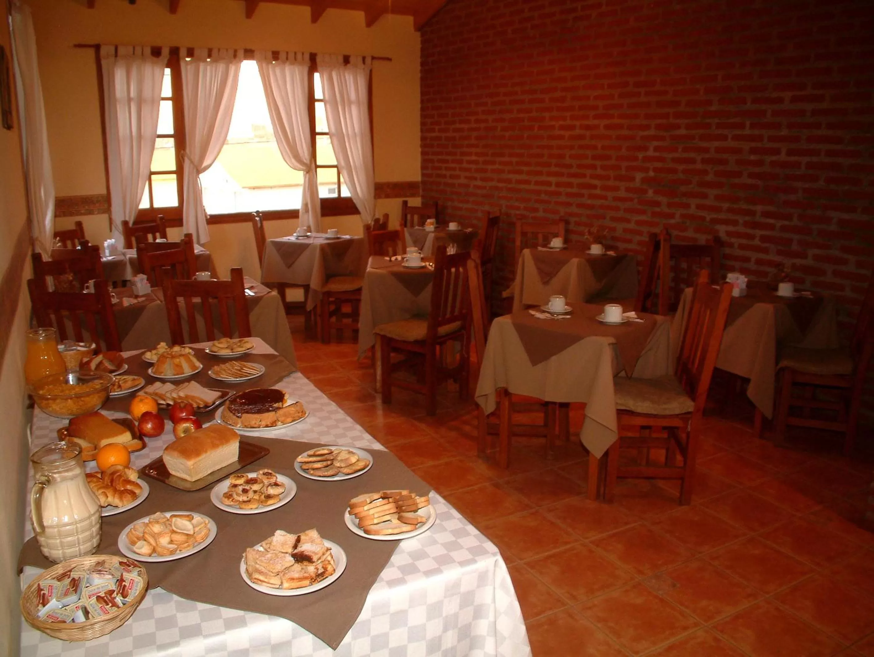Restaurant/Places to Eat in Hosteria Vientos Del Sur