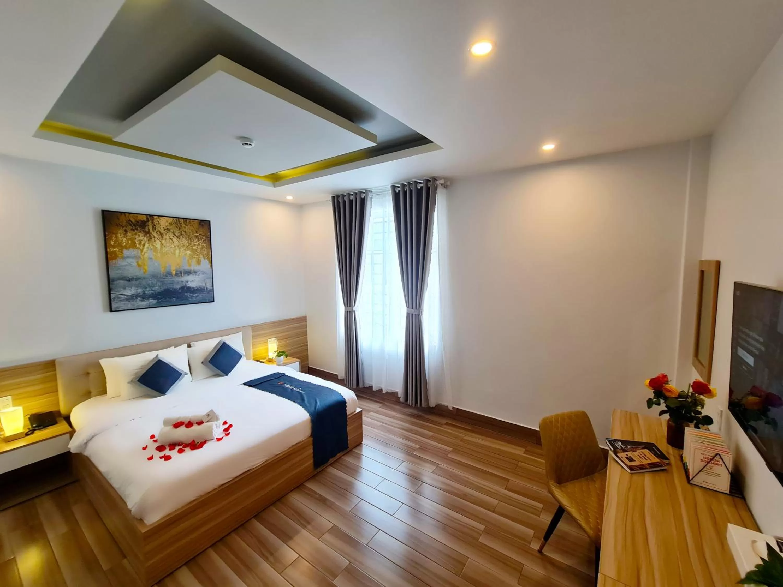 TV and multimedia, Bed in Dong Hai Hotel _ Rach Gia