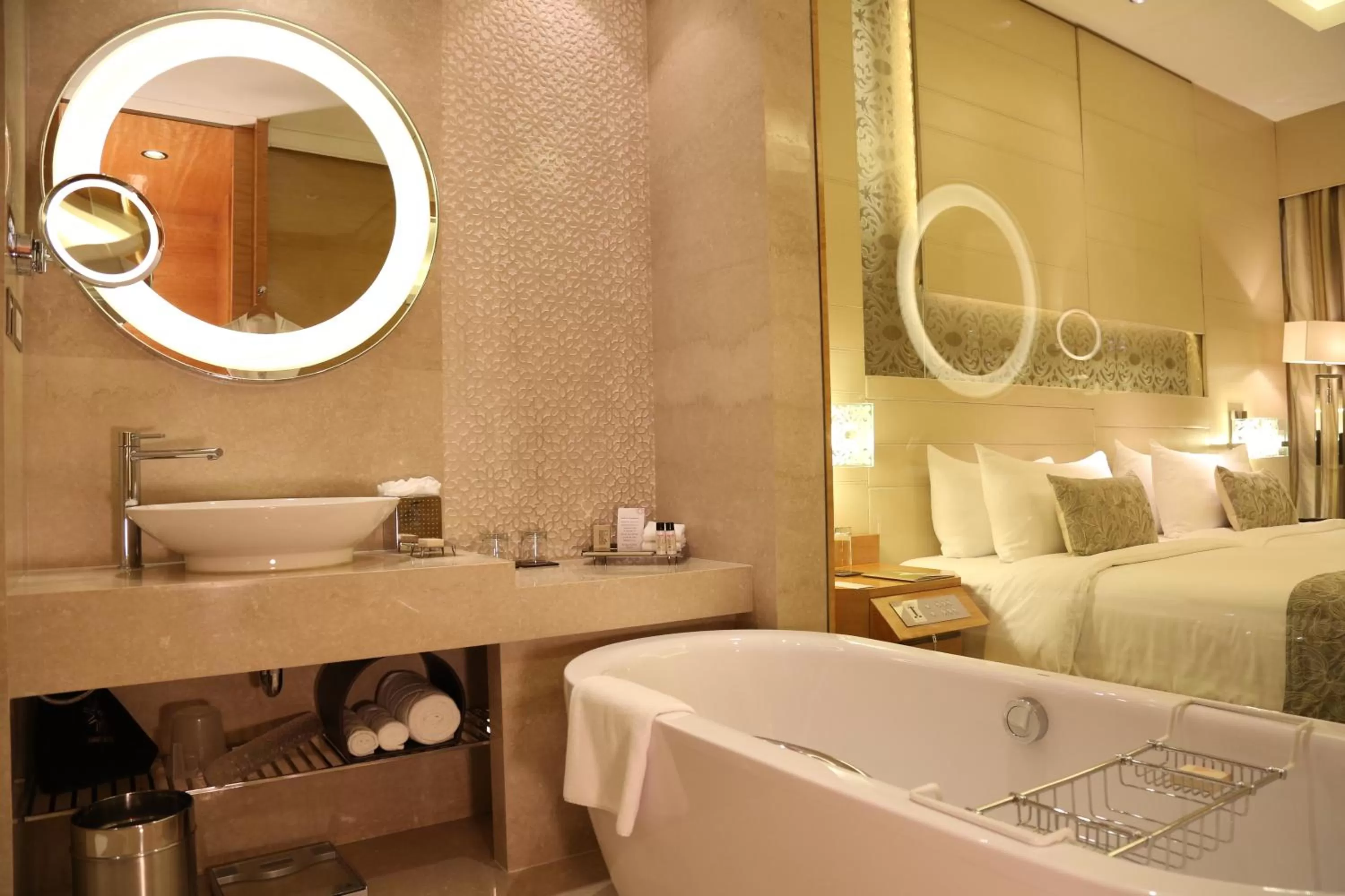Bathroom, Bed in Taj City Centre Gurugram