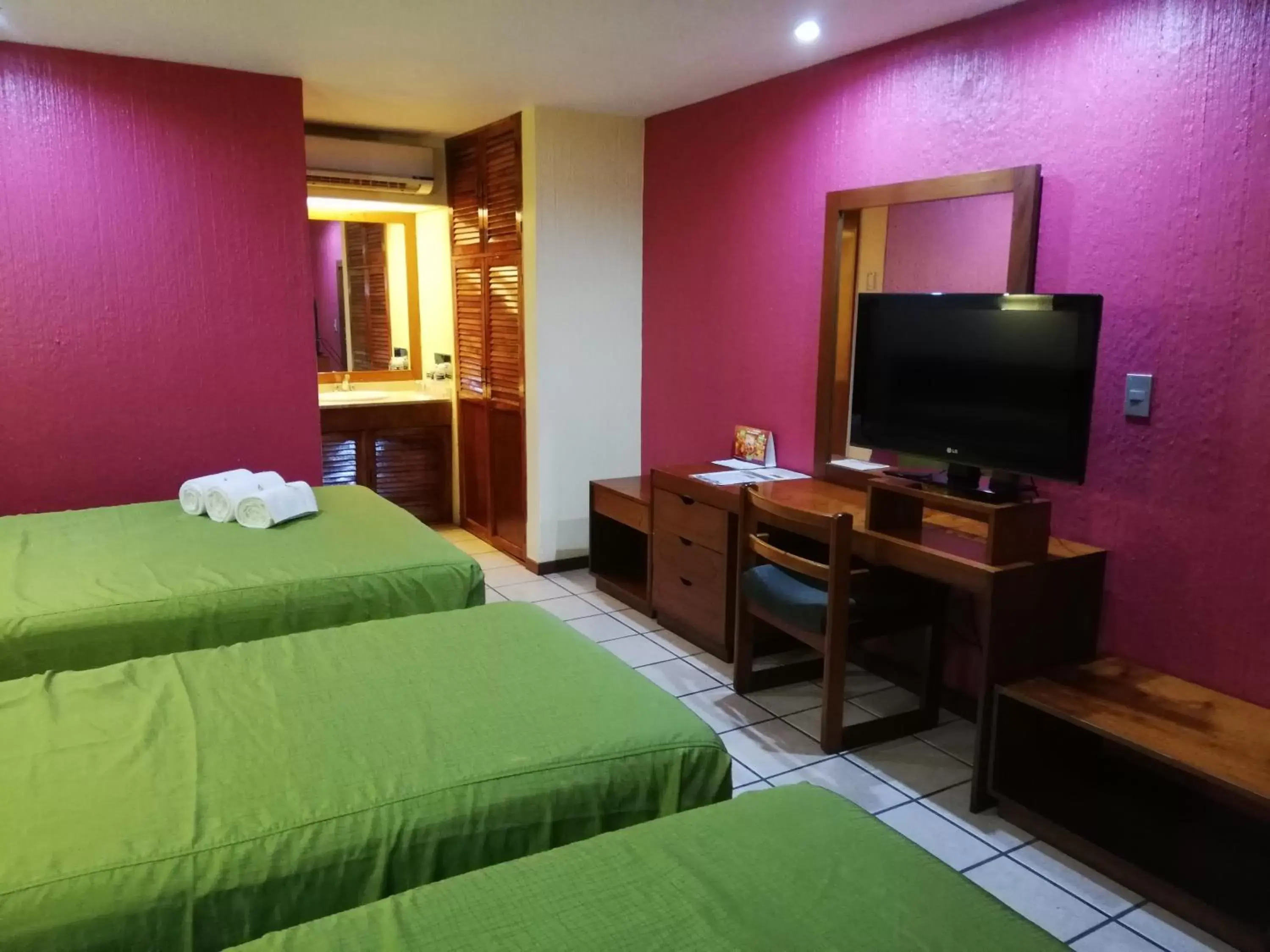 Bedroom, Bed in Los Andes Coatzacoalcos