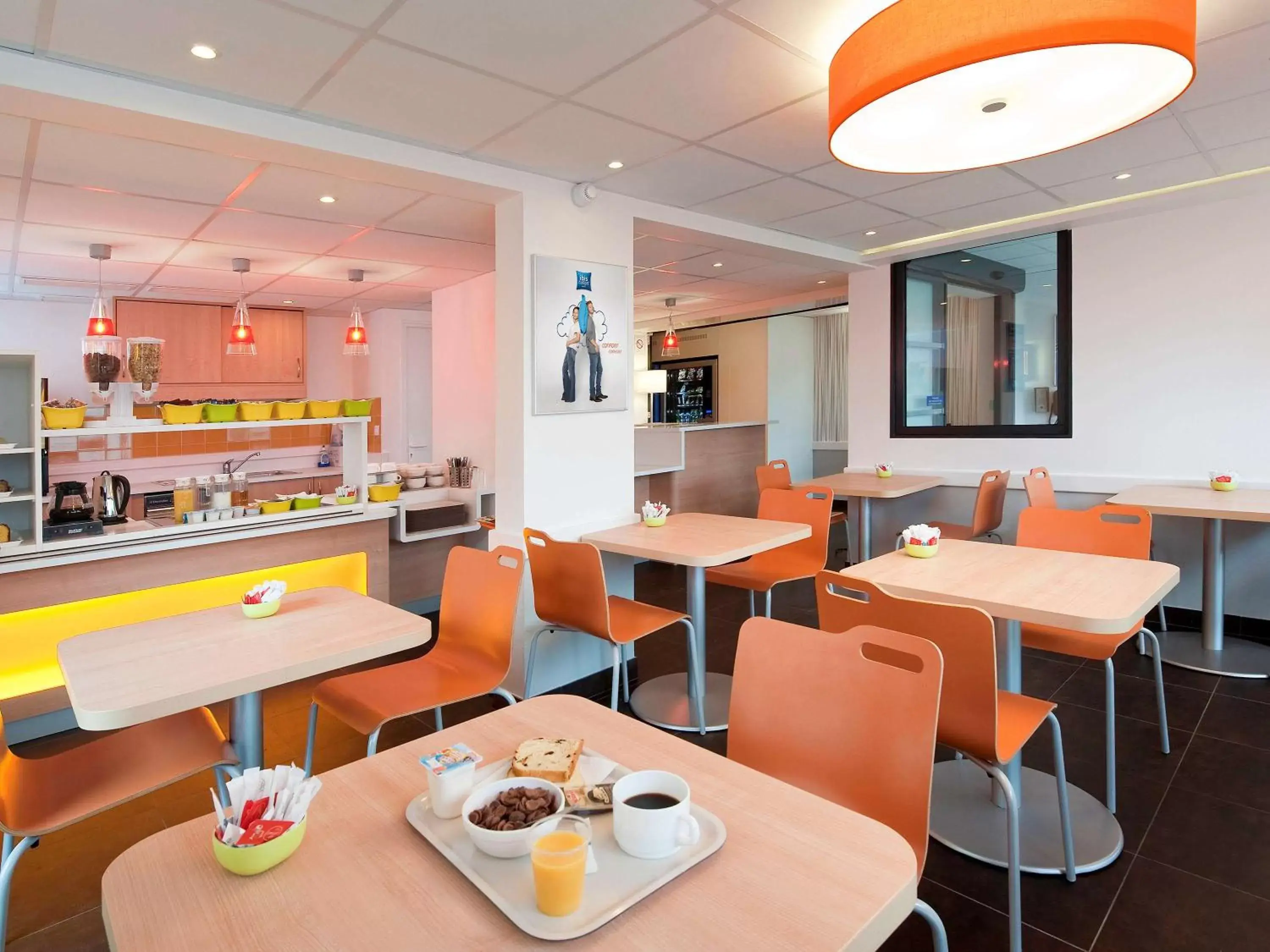 On site, Restaurant/Places to Eat in ibis budget Pontivy
