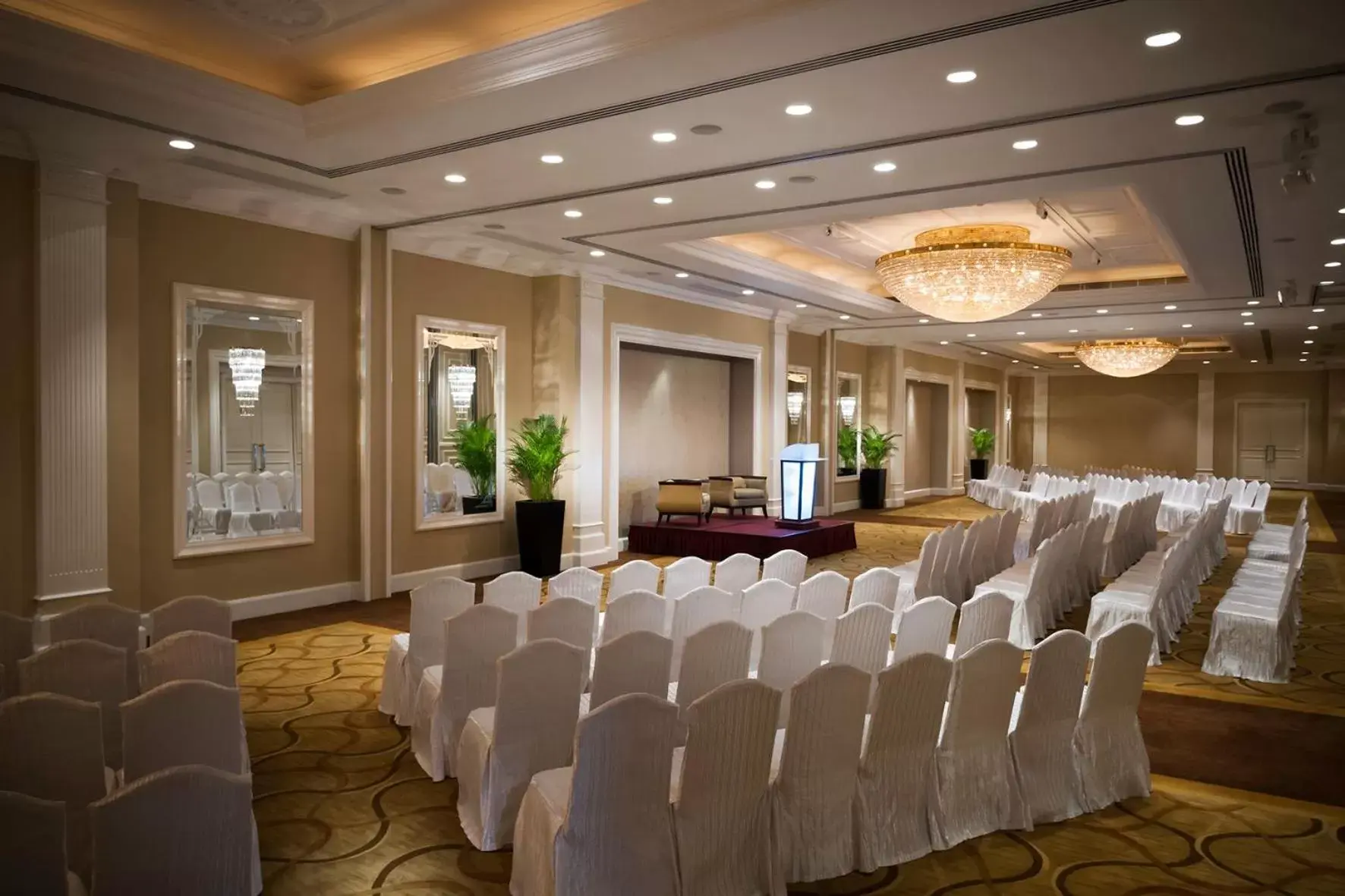 Banquet/Function facilities in Marco Polo Hongkong Hotel