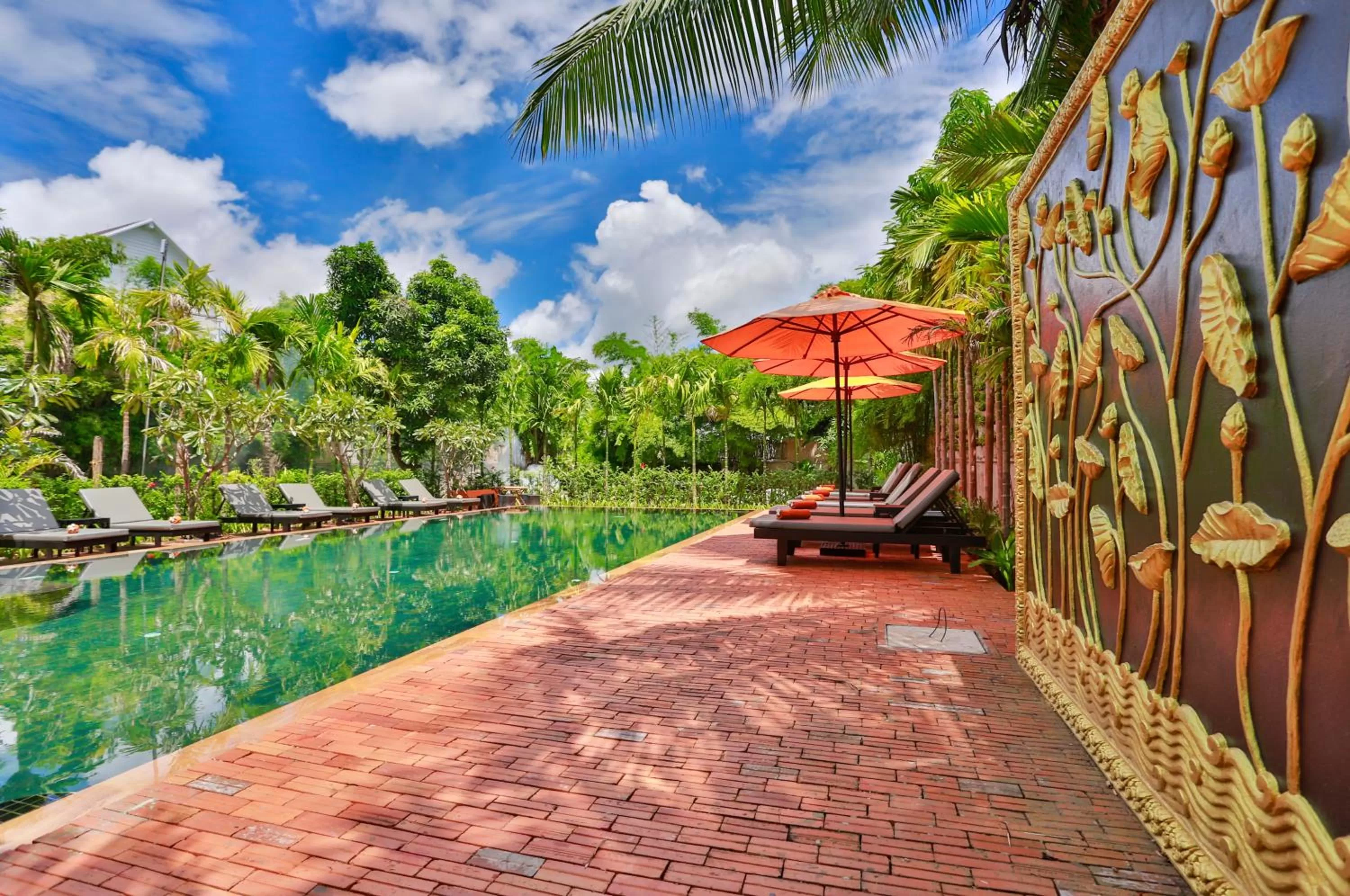 Swimming pool in Home Indochine d'Angkor Hotel