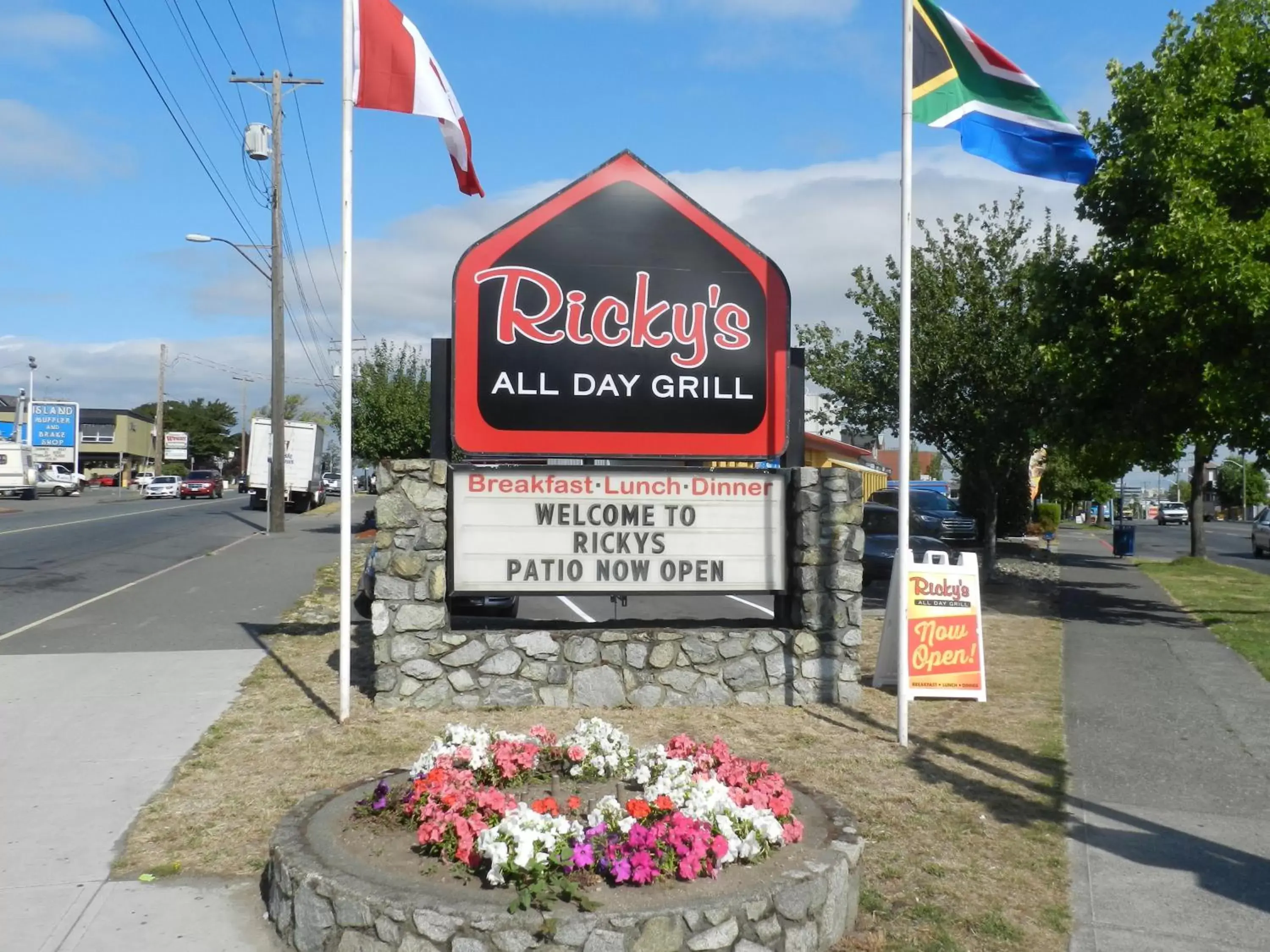 Restaurant/places to eat, Property Logo/Sign in Arbutus Inn