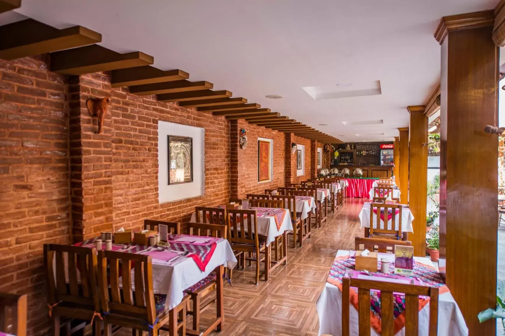 Restaurant/Places to Eat in Apsara Boutique Hotel