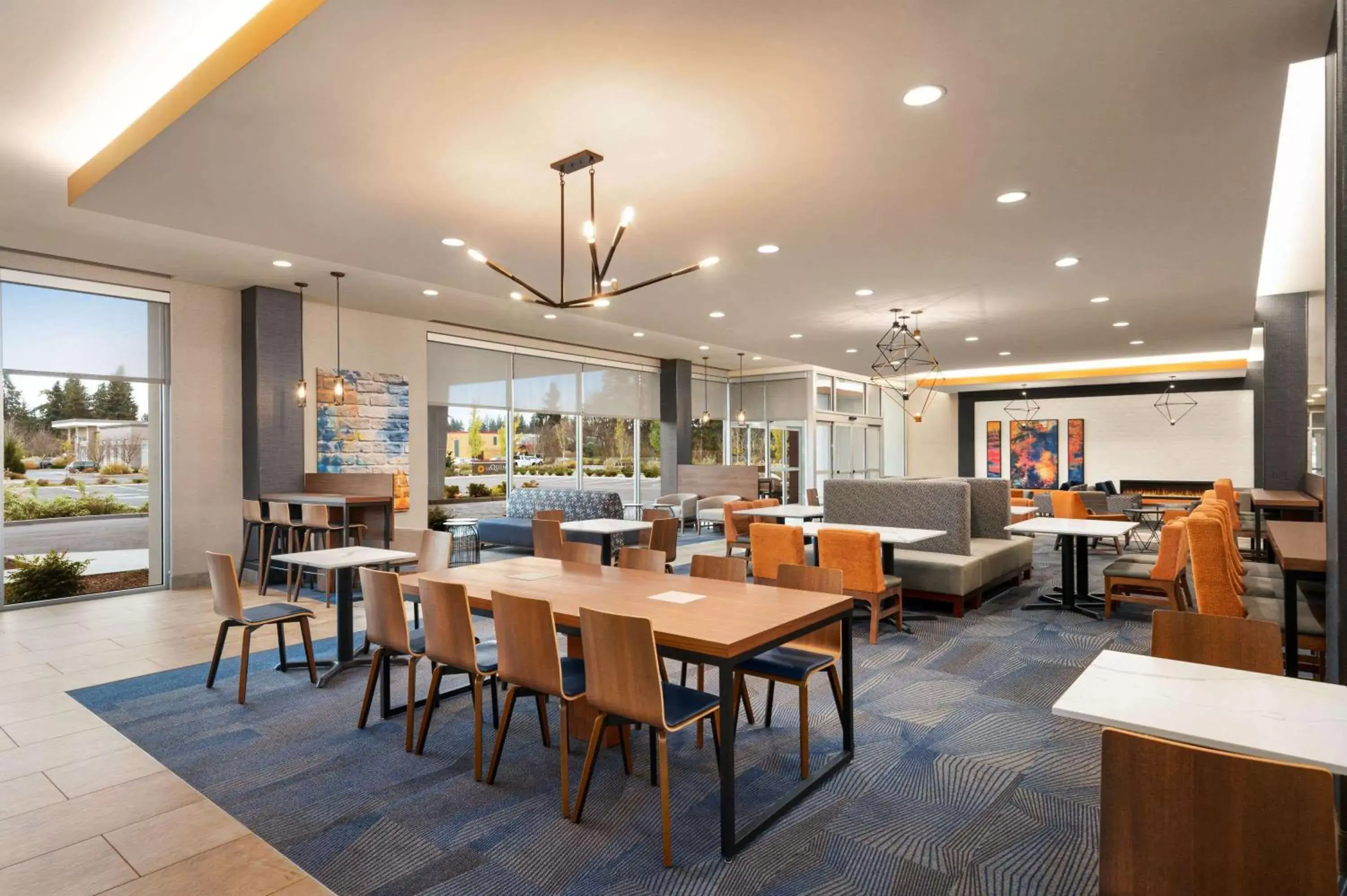 Restaurant/Places to Eat in La Quinta Inn & Suites by Wyndham Marysville