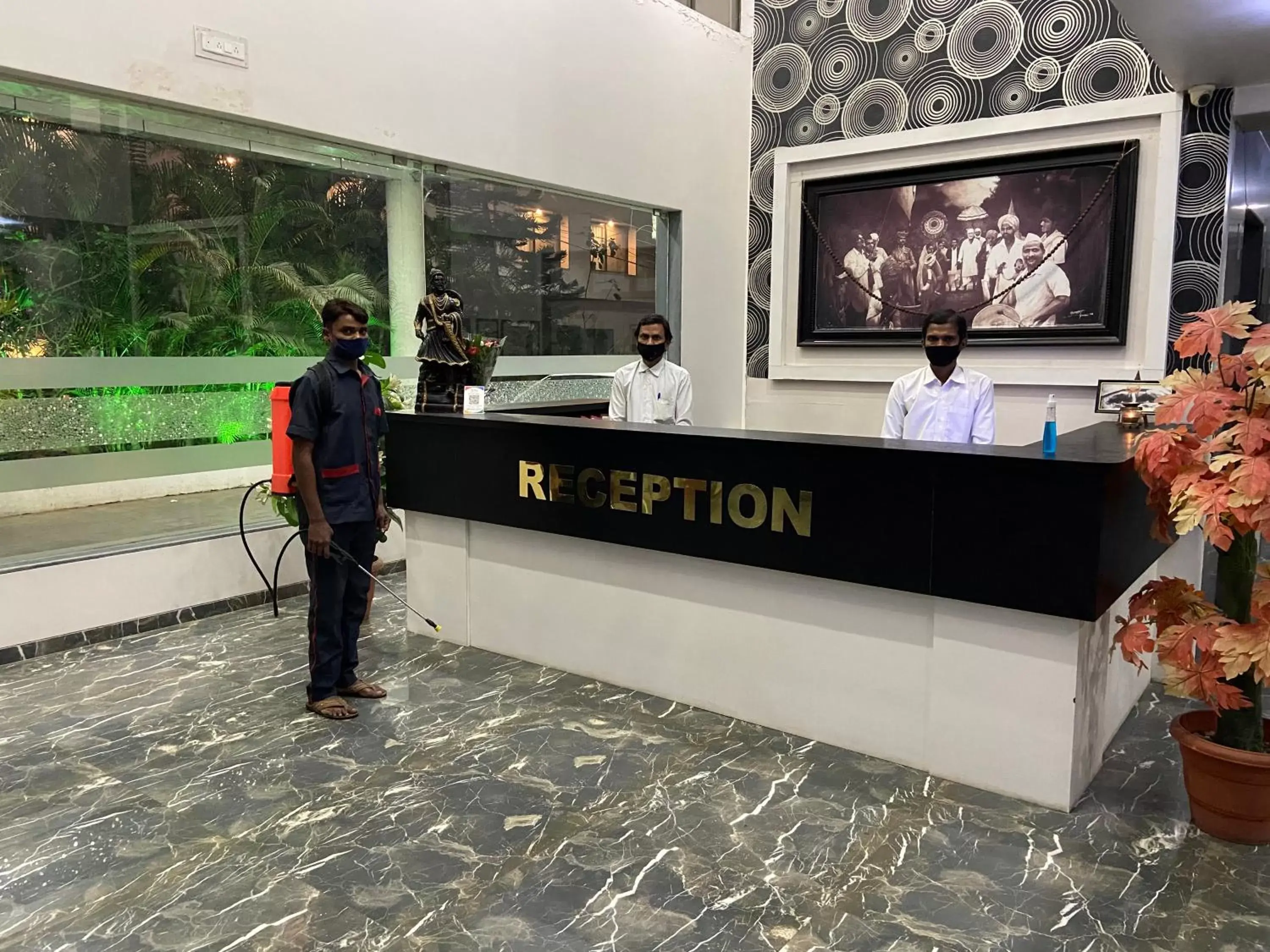 Lobby or reception in Hotel Sai Bansi Lobby or reception in Hotel Sai Bansi