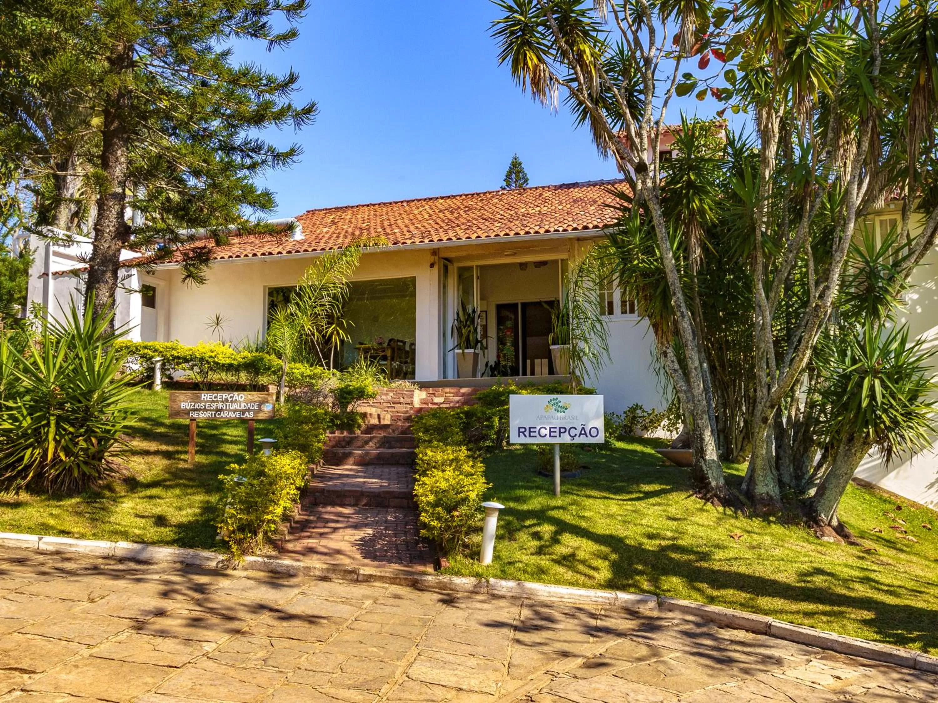 Facade/entrance in Apa Pau Brasil