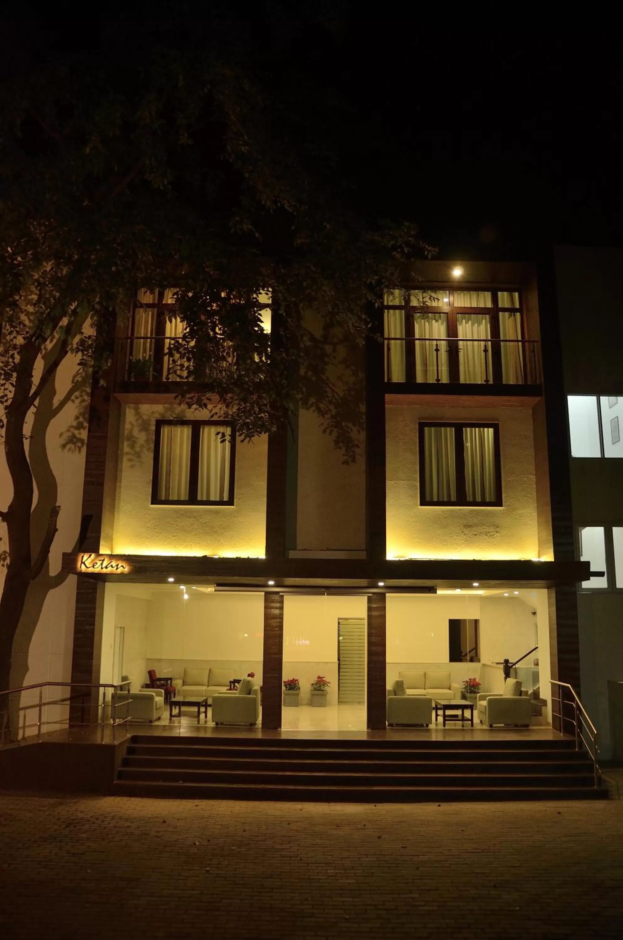 Facade/entrance in Hotel Ketan