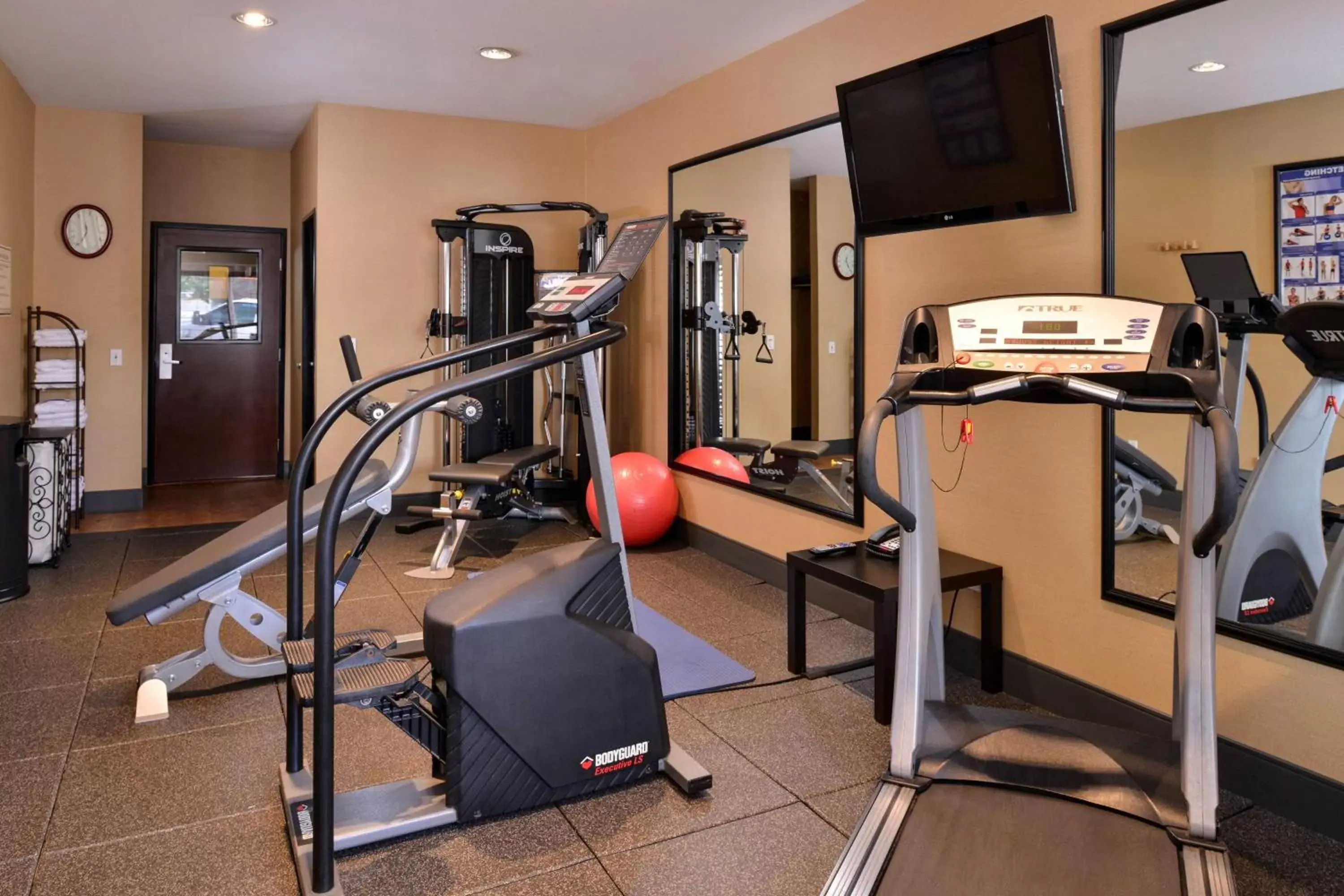 Fitness centre/facilities, Fitness Center/Facilities in Best Western Wilsonville Inn & Suites