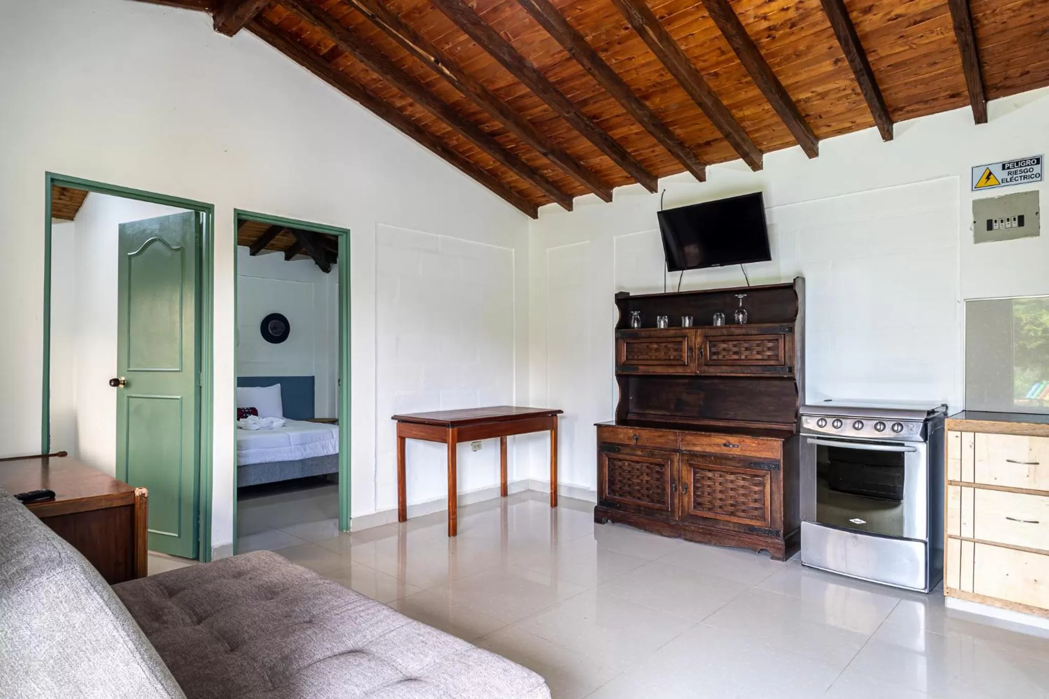 TV and multimedia in Soy Local Guatape Campestre