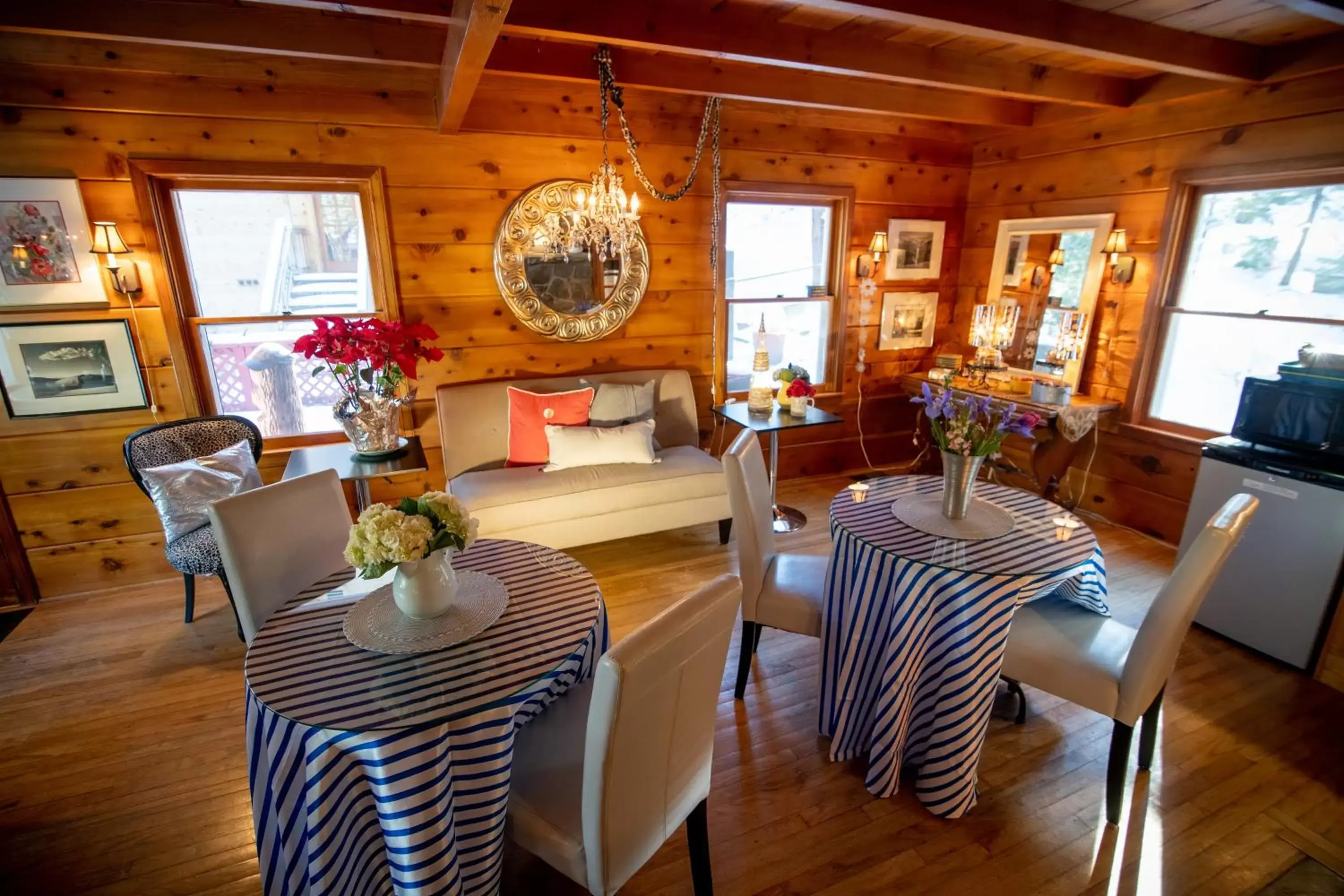 Elliott House Boutique Inn Elliott House Boutique Inn