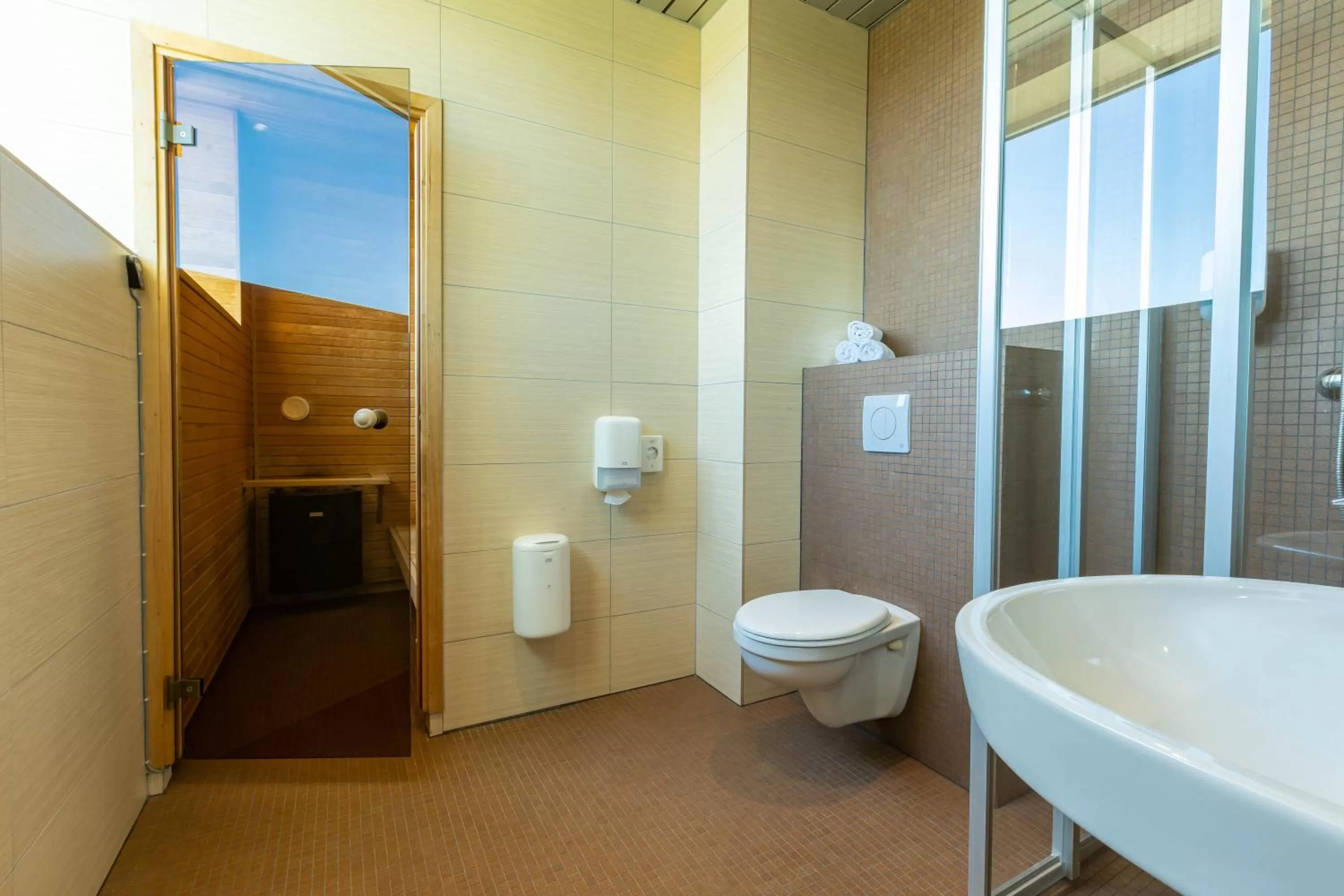 Toilet in Meri Seaside Hotel & SPA