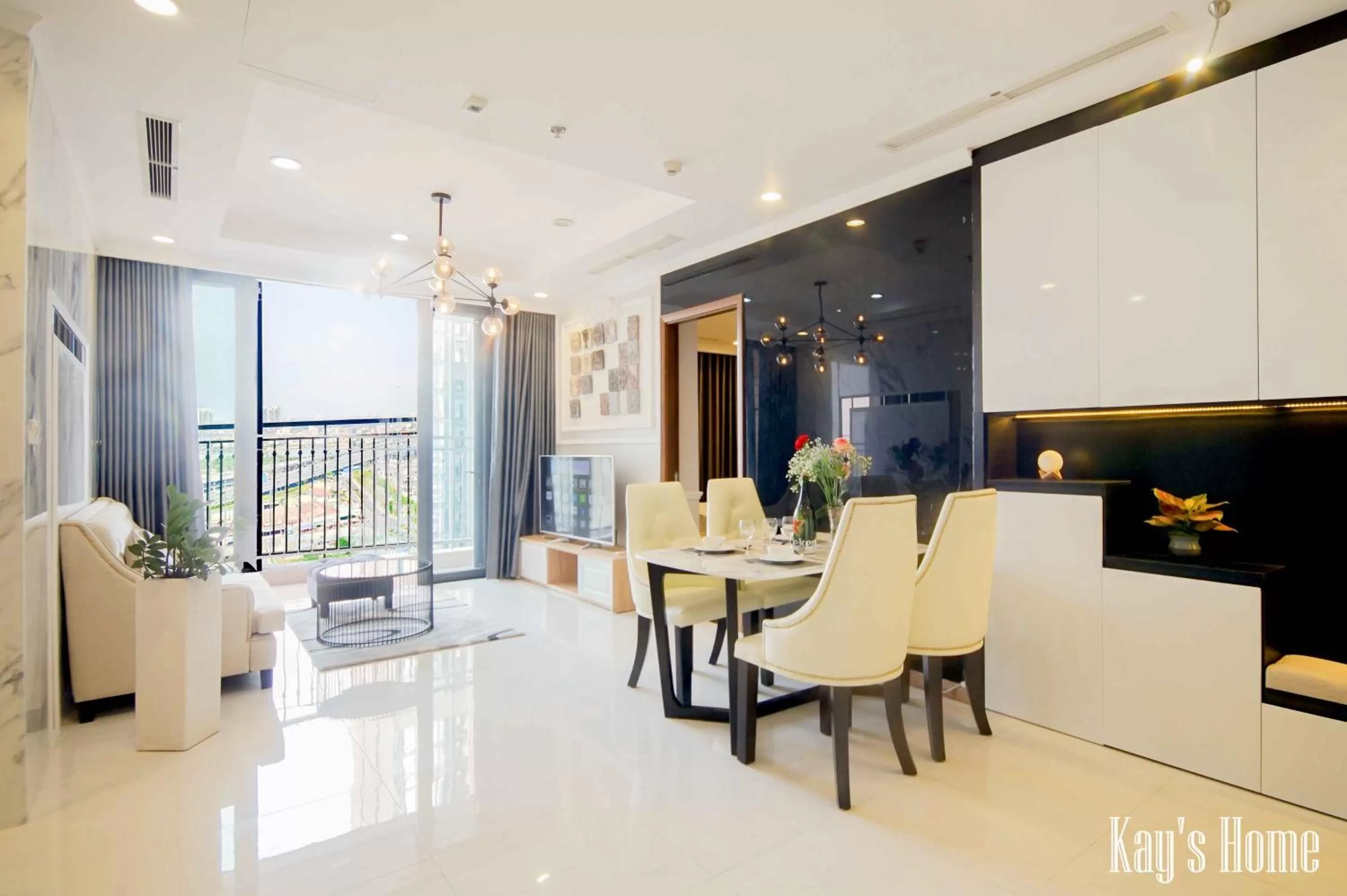 Living room, Dining Area in Vinhomes Central Park-Nice Homes
