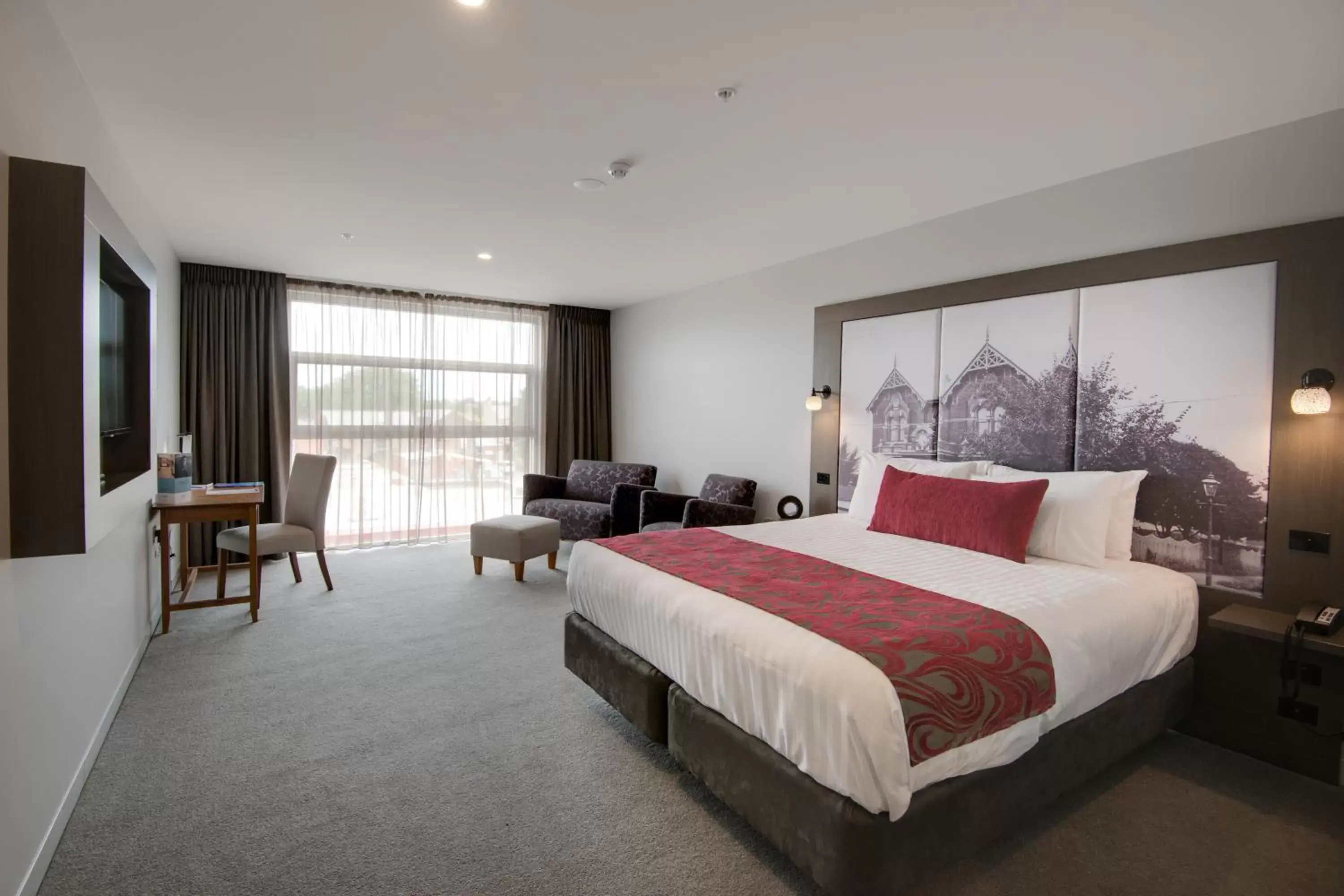 Photo of the whole room, Room Photo in Mercure Warragul