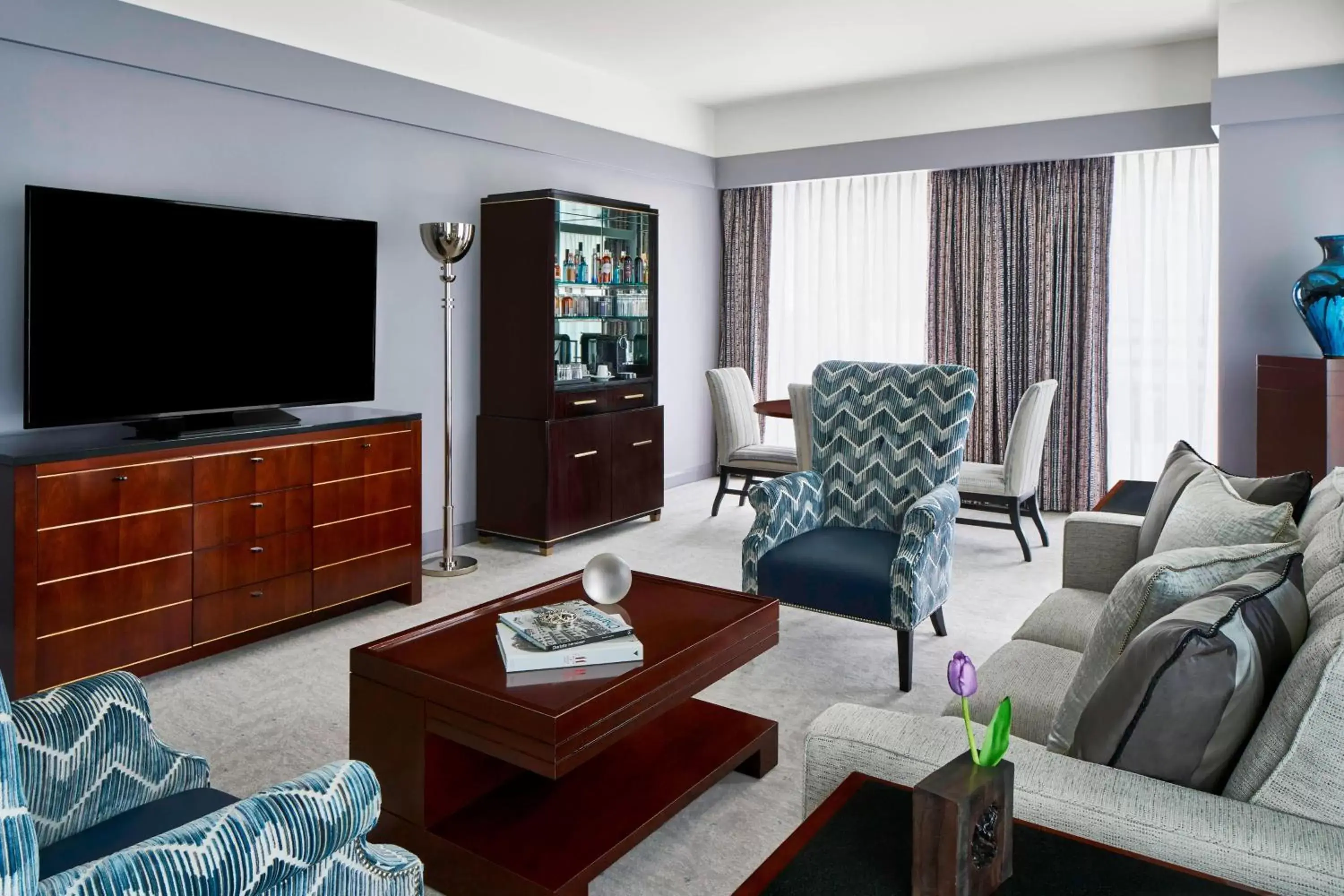 Living room, Seating Area in The Ritz-Carlton, Charlotte