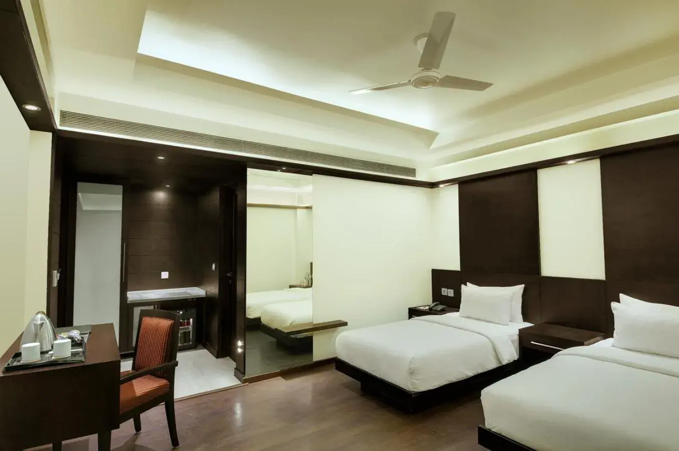 Bed in Hotel GODWIN DELUXE - New Delhi Railway Station - Paharganj