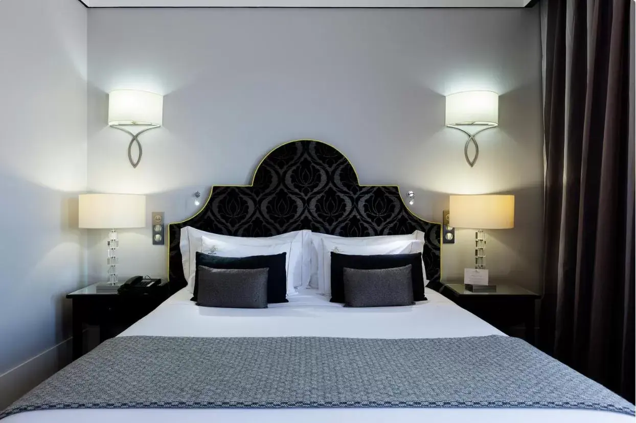 Bed in Alentejo Marmòris Hotel & Spa, a Small Luxury Hotel of the World