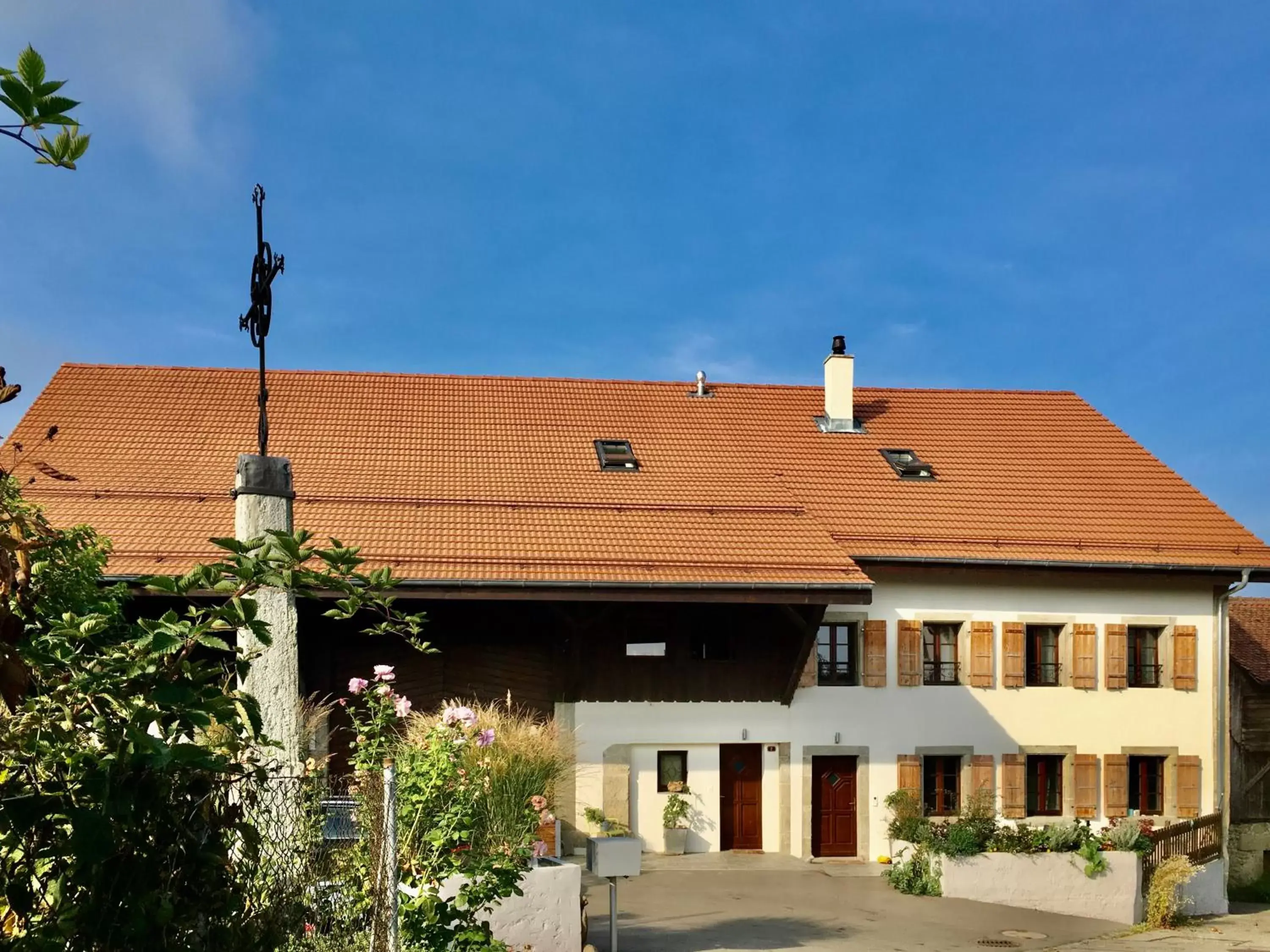 Property Building in Les 3 Coeurs - Chambres chez charmants habitants