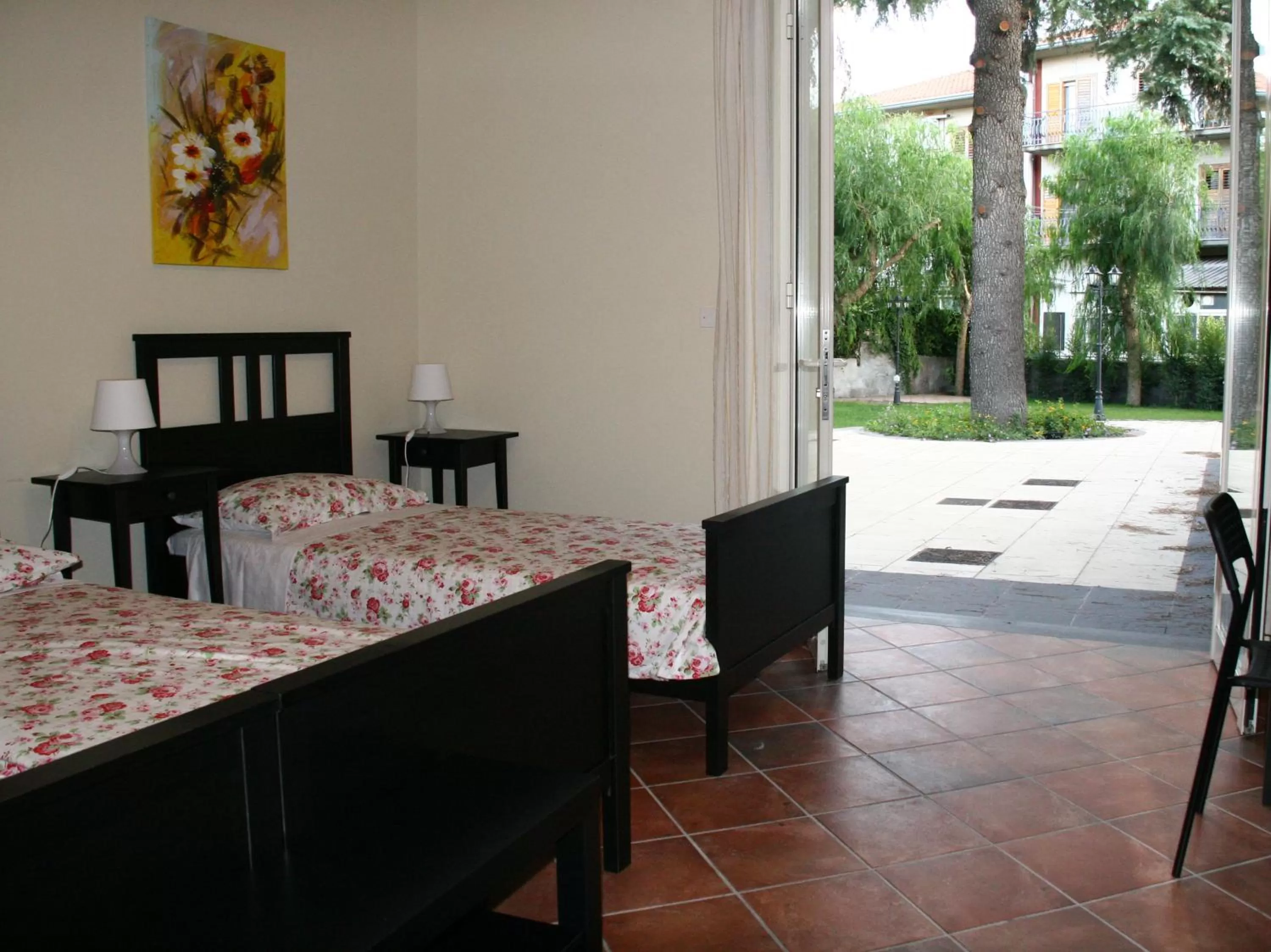 Garden view in B&B Etna Country