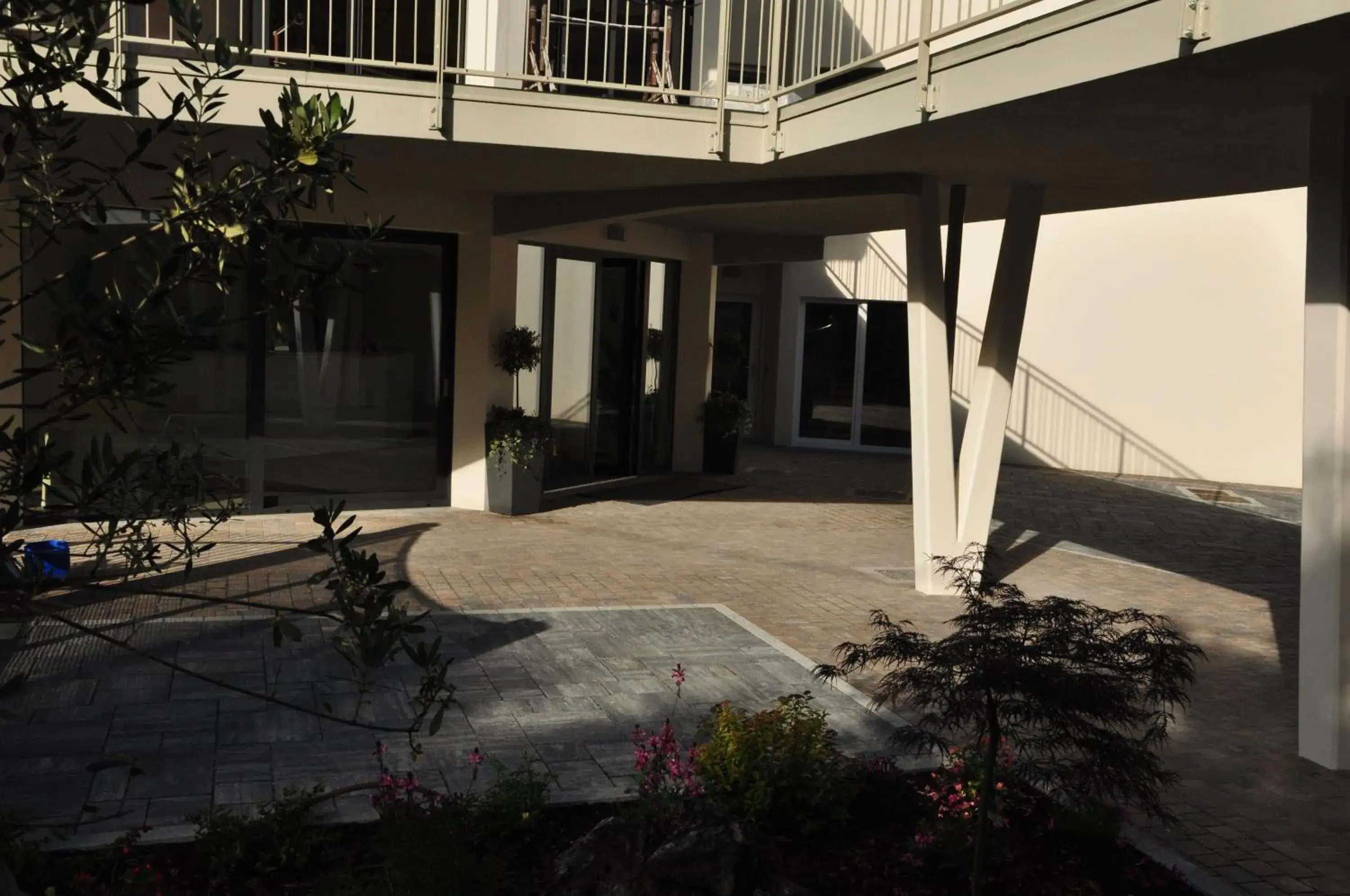 Facade/entrance, Patio/Outdoor Area in Hotel Vischi