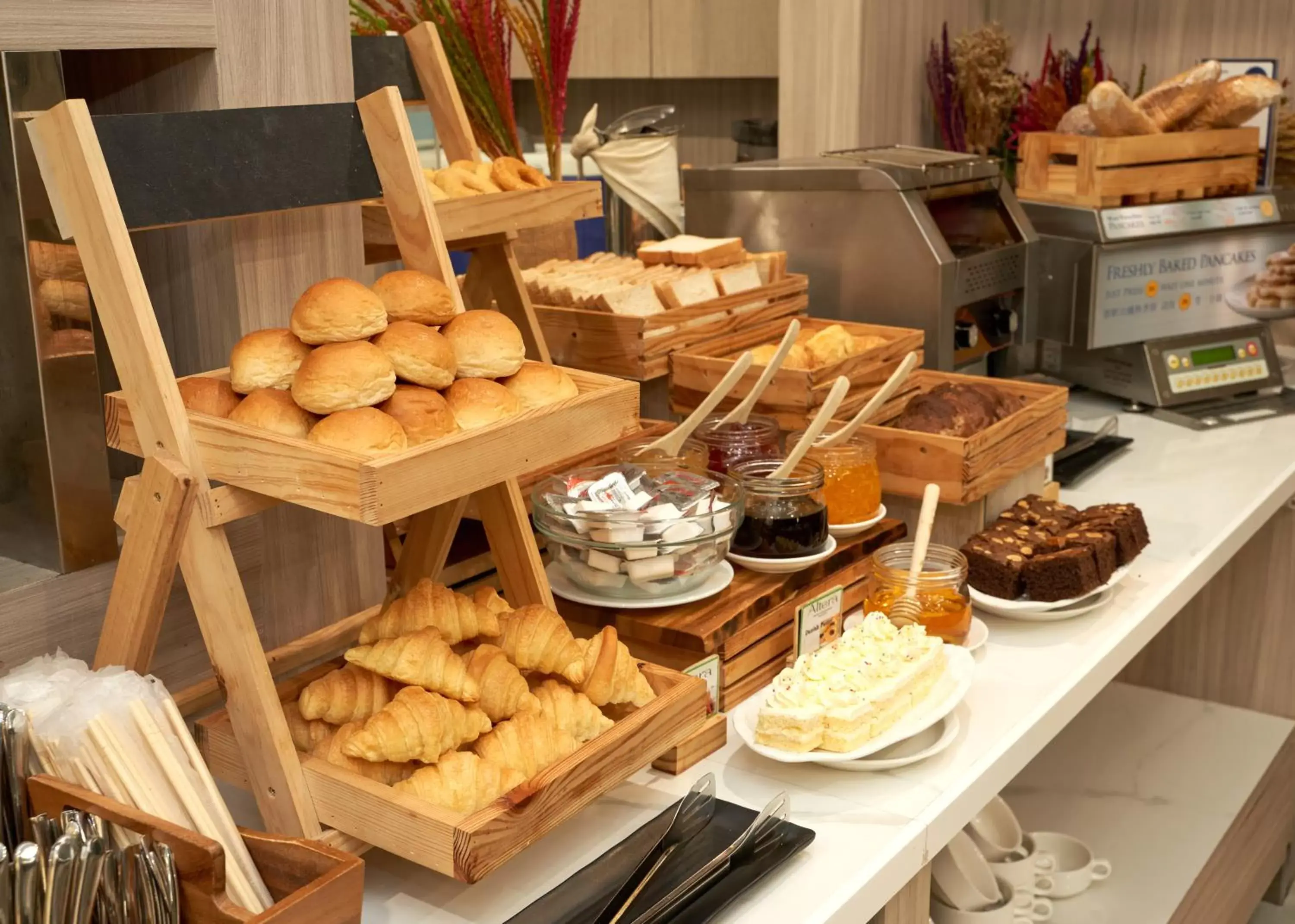 Breakfast, Food in Altera Hotel and Residence by At Mind