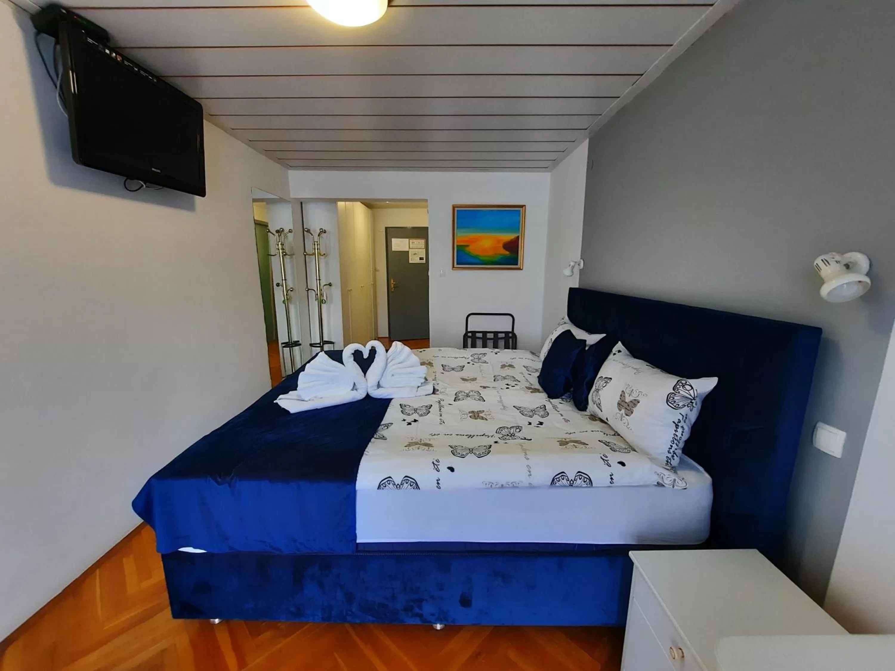 TV and multimedia, Bed in Gostisce Jezero