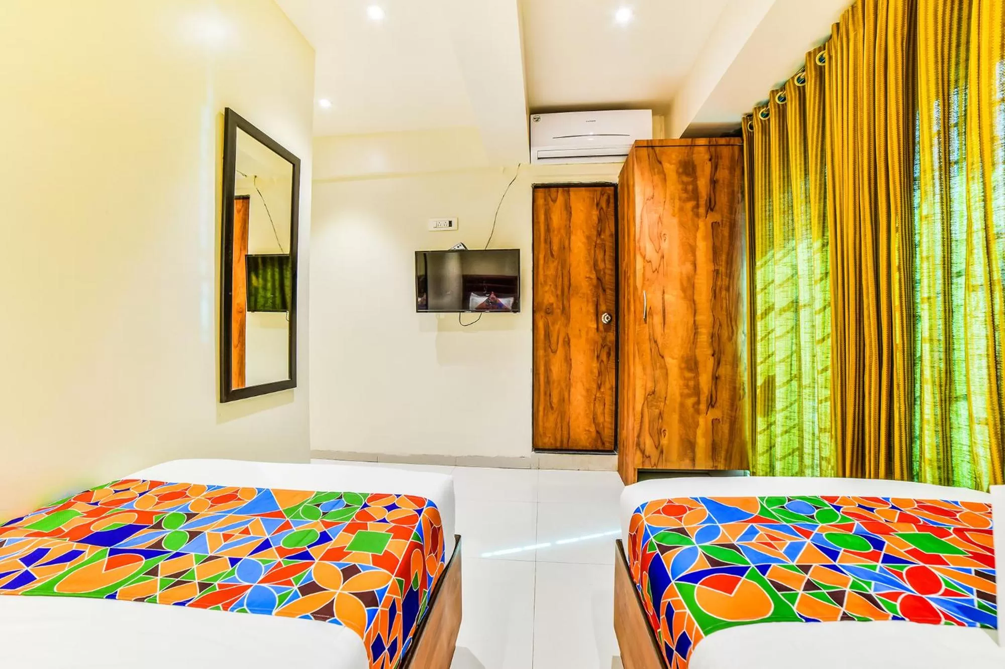 Bedroom, Bed in Via Deluxe Comfort - Nr Kokilaben Hospital