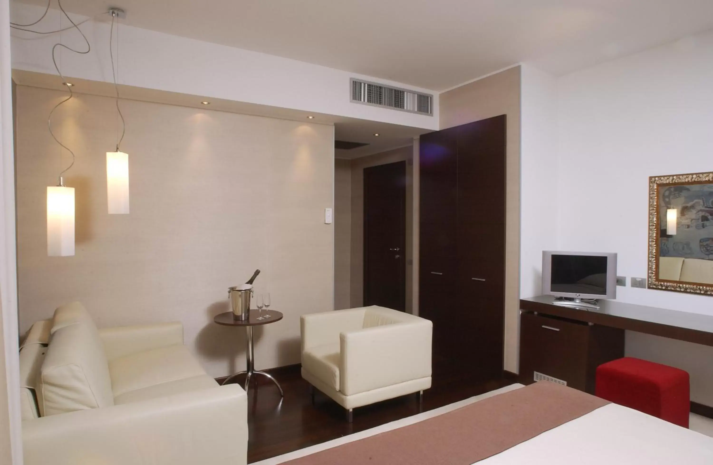 Other, Bed in Inverigo Hotel Other, Bed in Inverigo Hotel