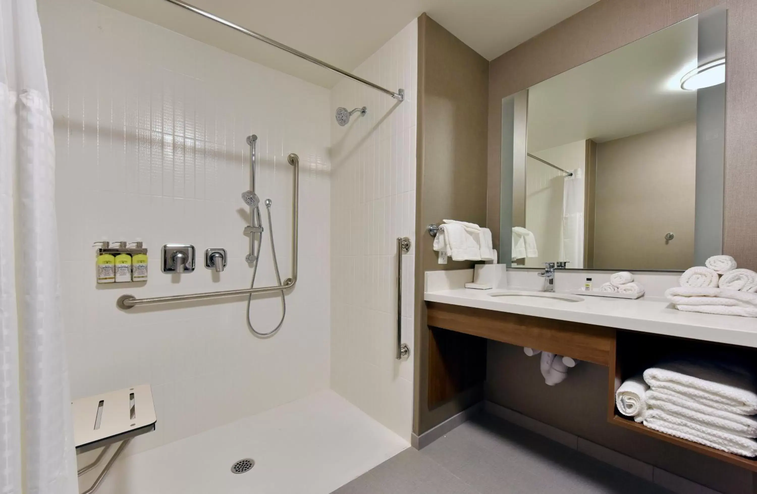 Bathroom in Staybridge Suites - Waterloo - St. Jacobs Area