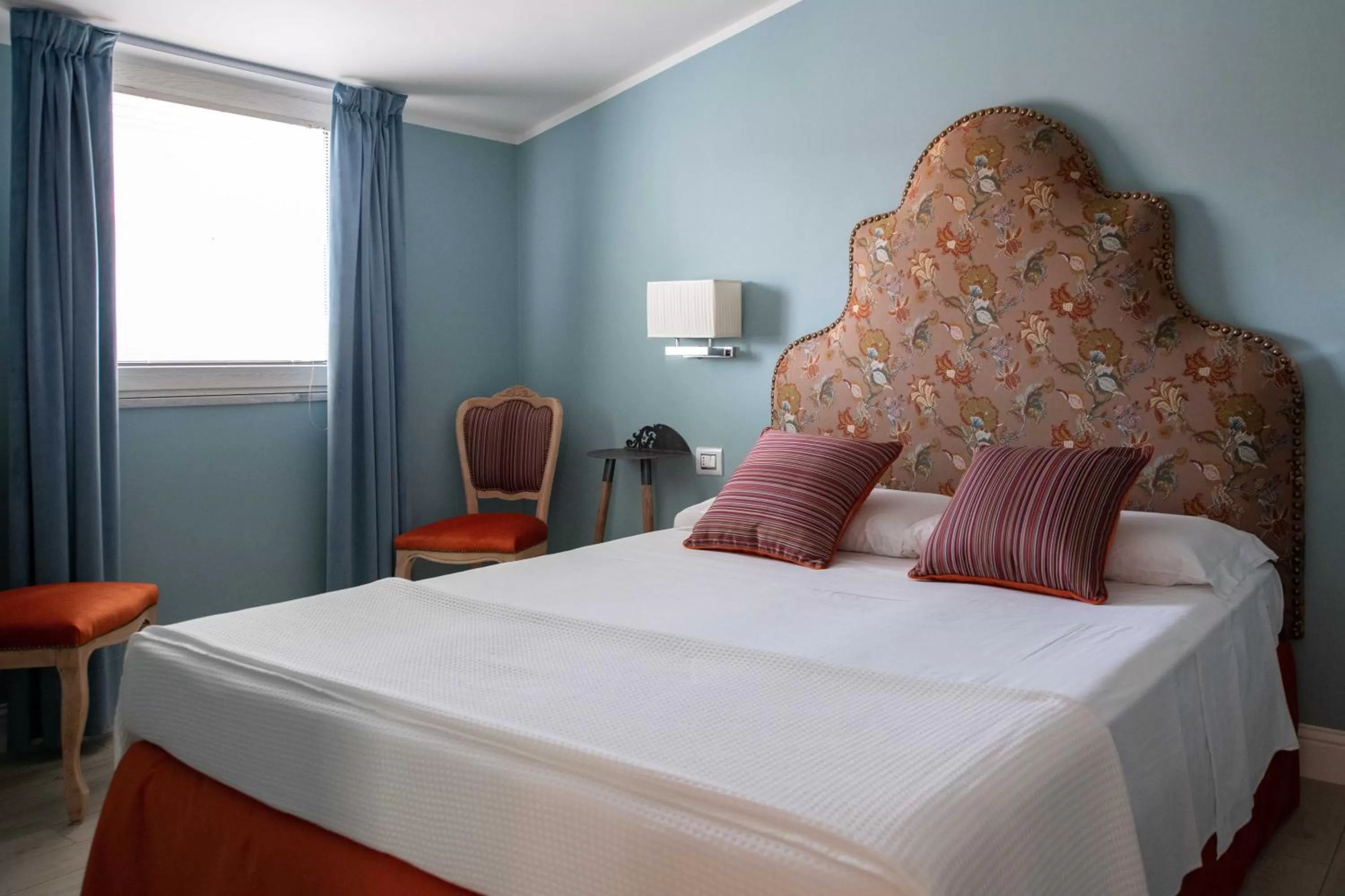 Bedroom, Bed in Welchome Charming House