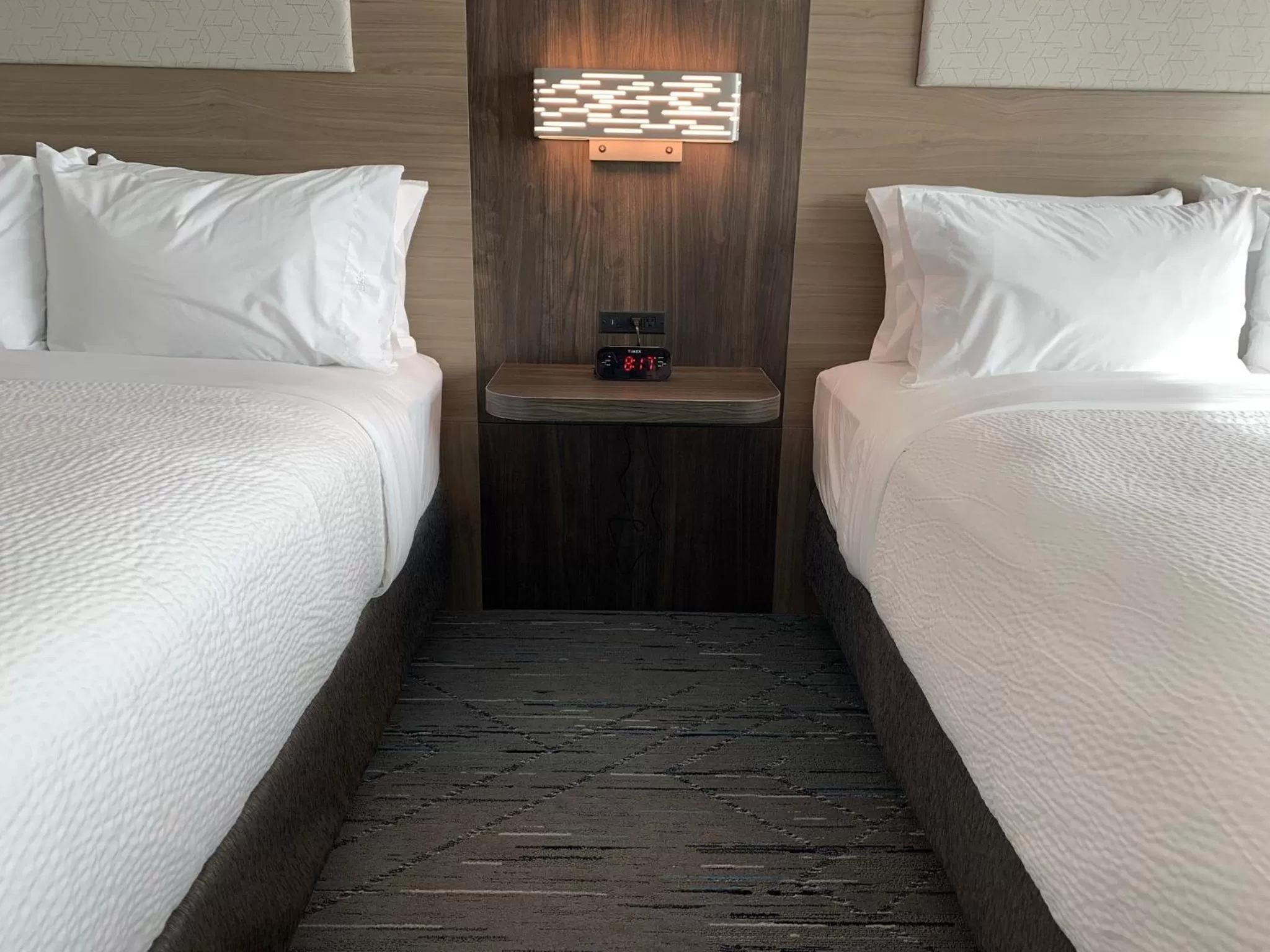 Photo of the whole room, Bed in Holiday Inn Express & Suites Courtenay - Comox by IHG