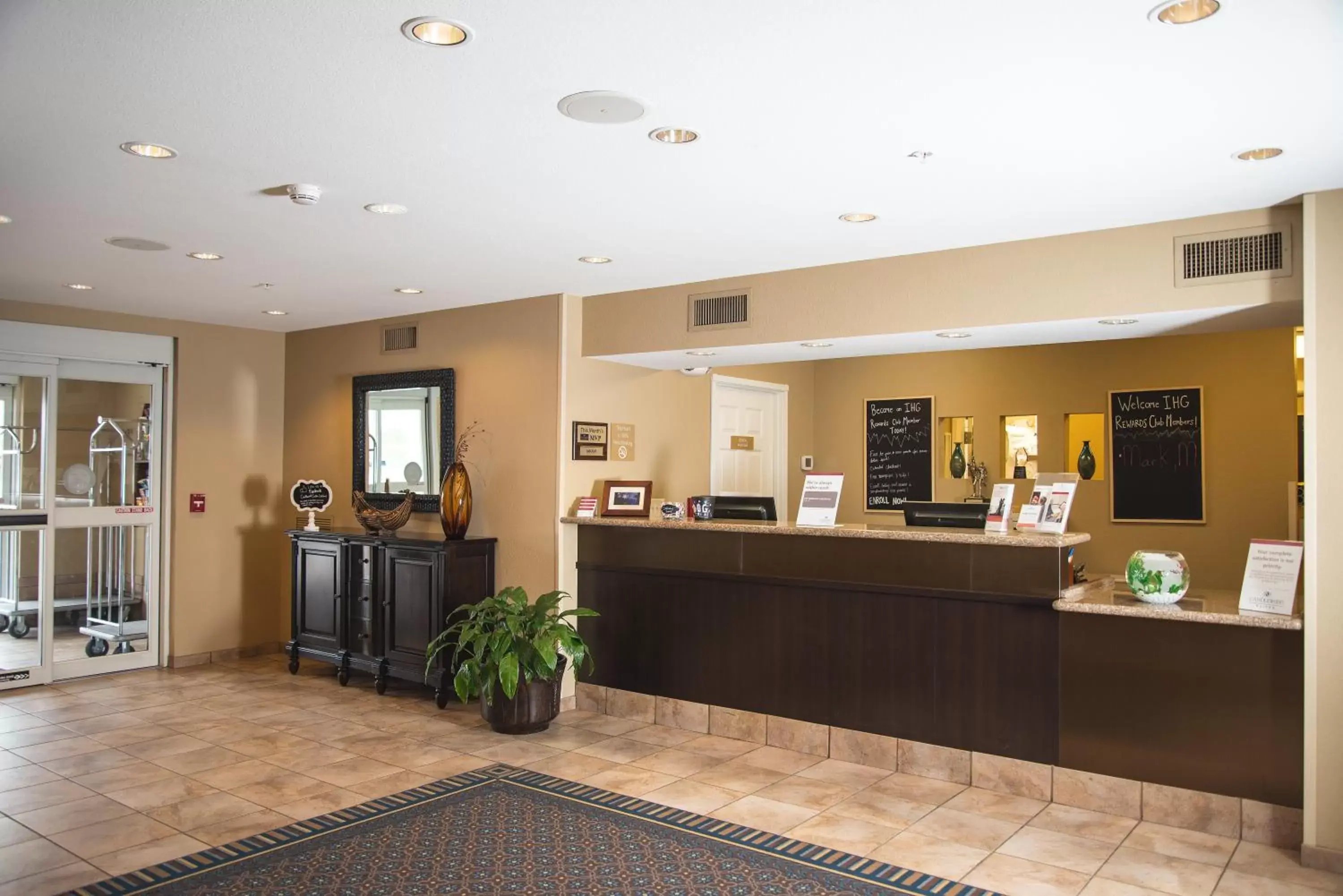 Property building, Lobby/Reception in Candlewood Suites Loveland, an IHG Hotel