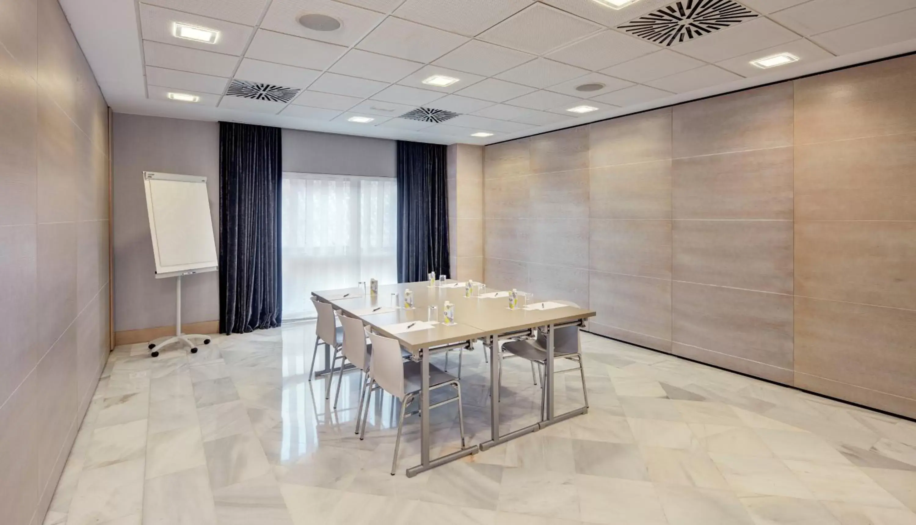 Meeting/conference room in Sercotel Amistad Murcia