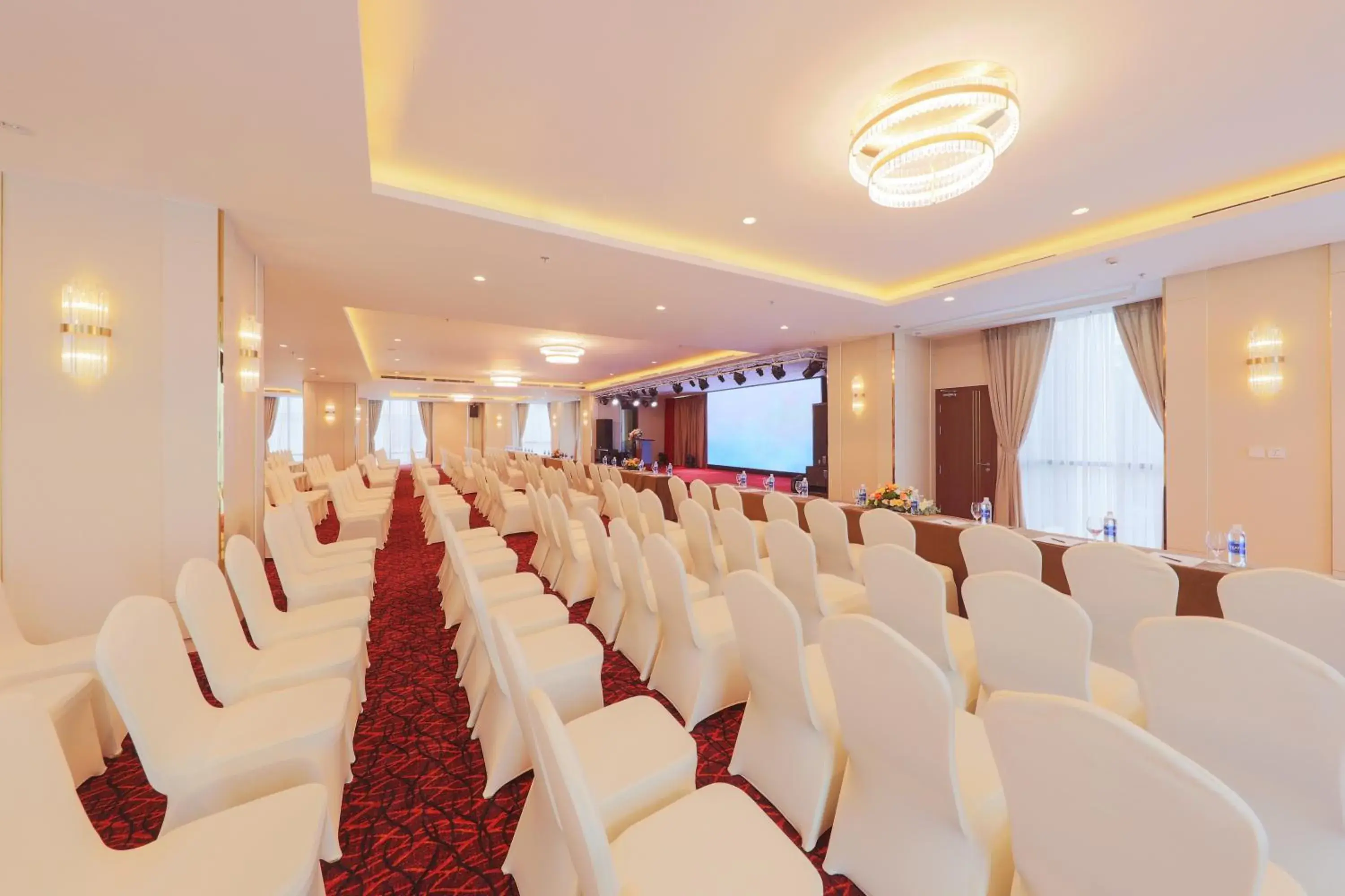 Banquet/Function facilities, Banquet Facilities in Grand Vista Hanoi
