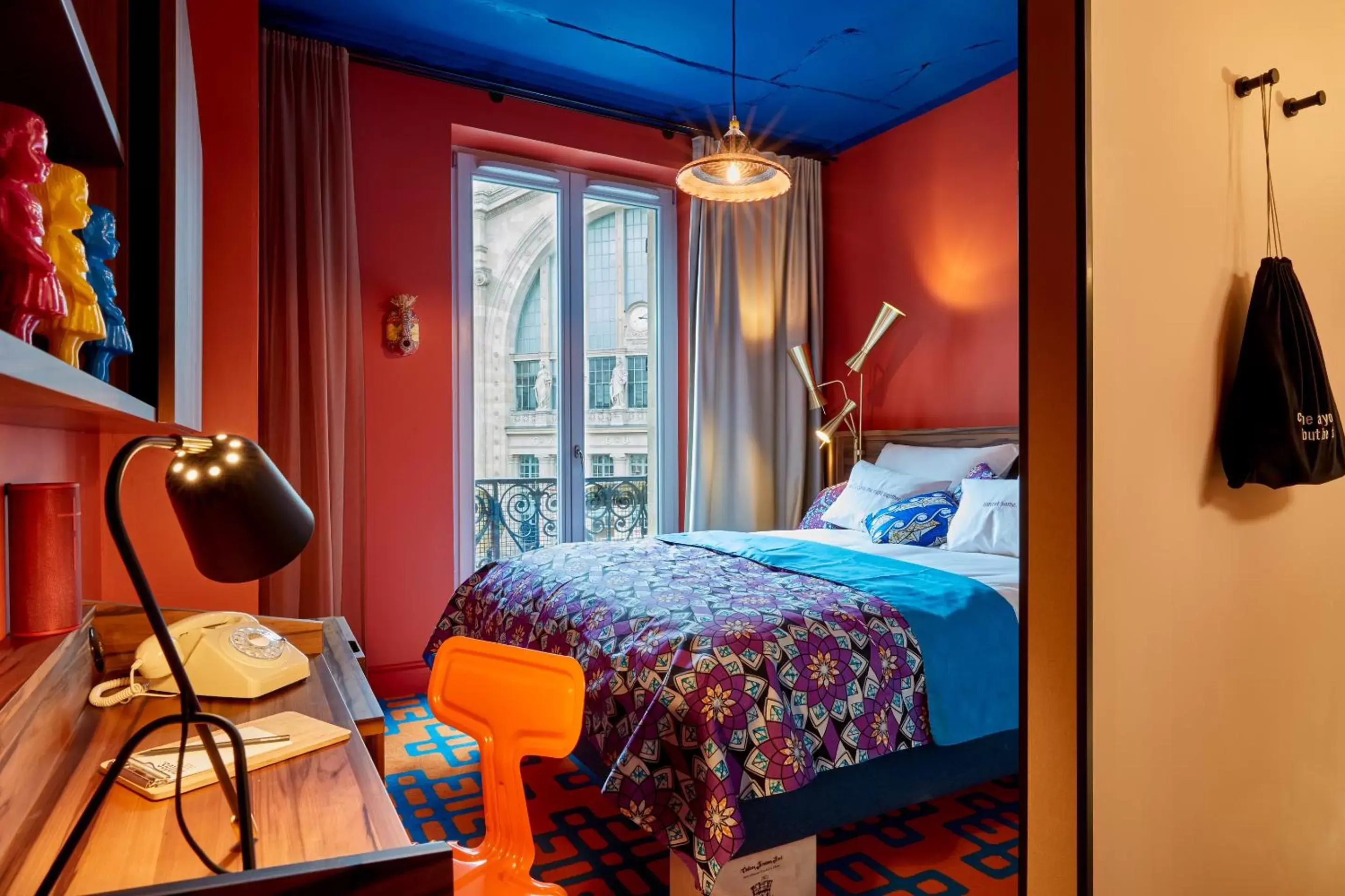Bedroom in 25hours Hotel Terminus Nord