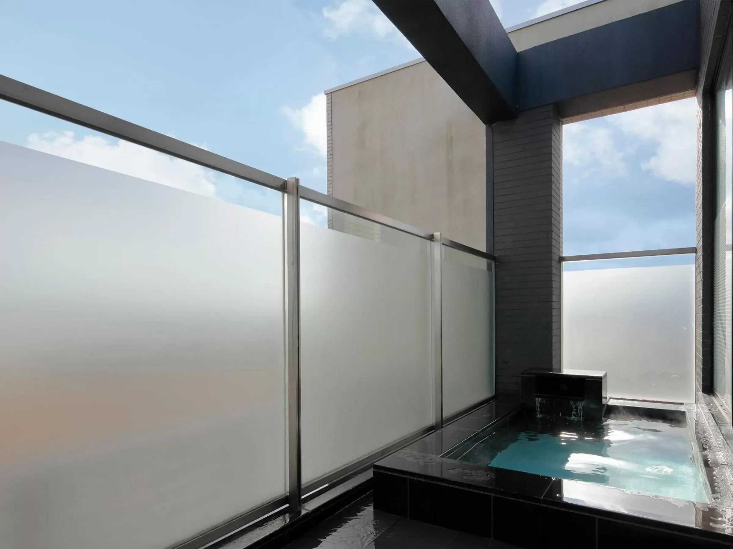 Public Bath, Swimming Pool in Candeo Hotels Kameyama