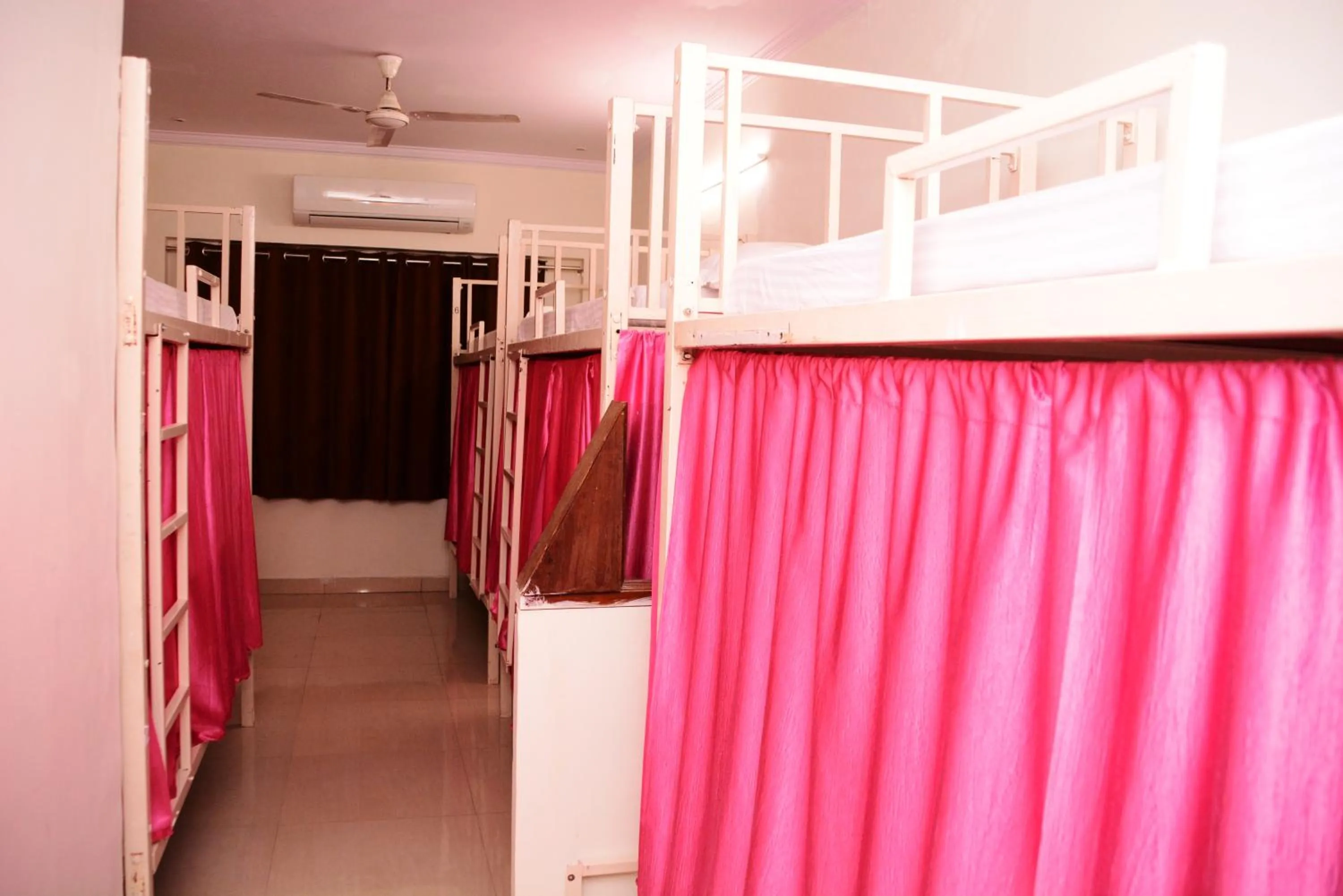 bunk bed in Hotel Sugandh Retreat Jaipur