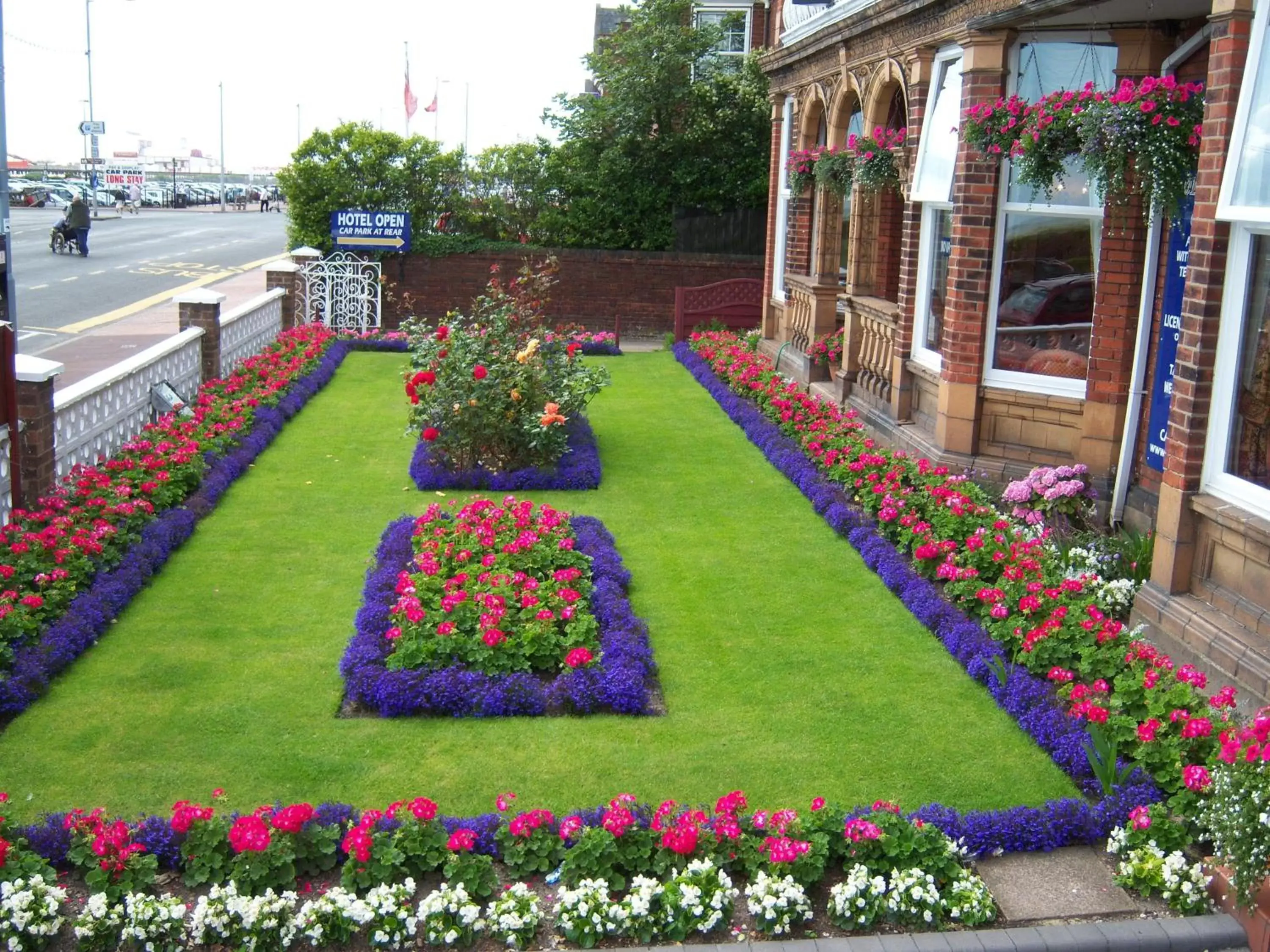 Garden in Furzedown Hotel