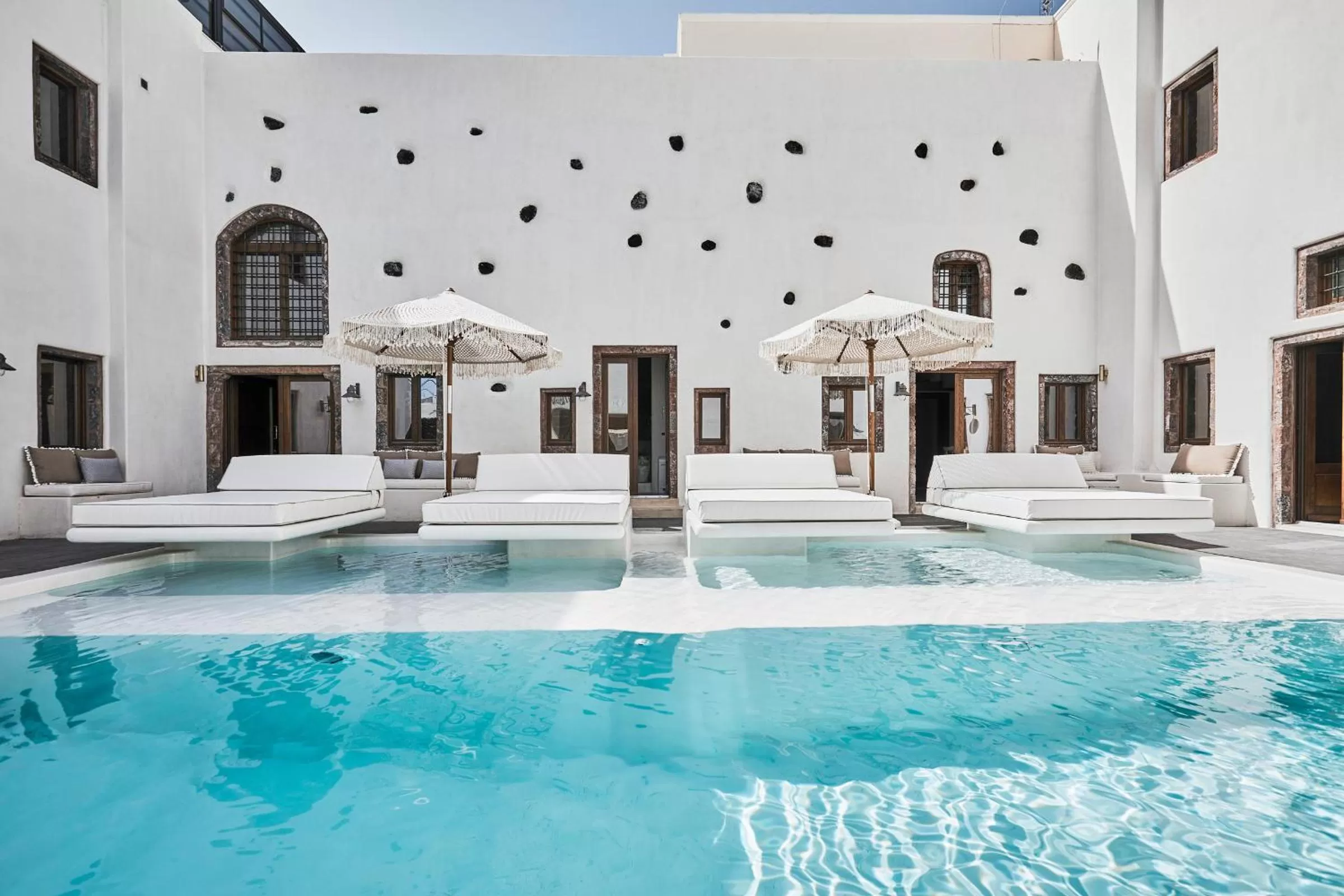 Swimming pool in Winery Hotel 1870