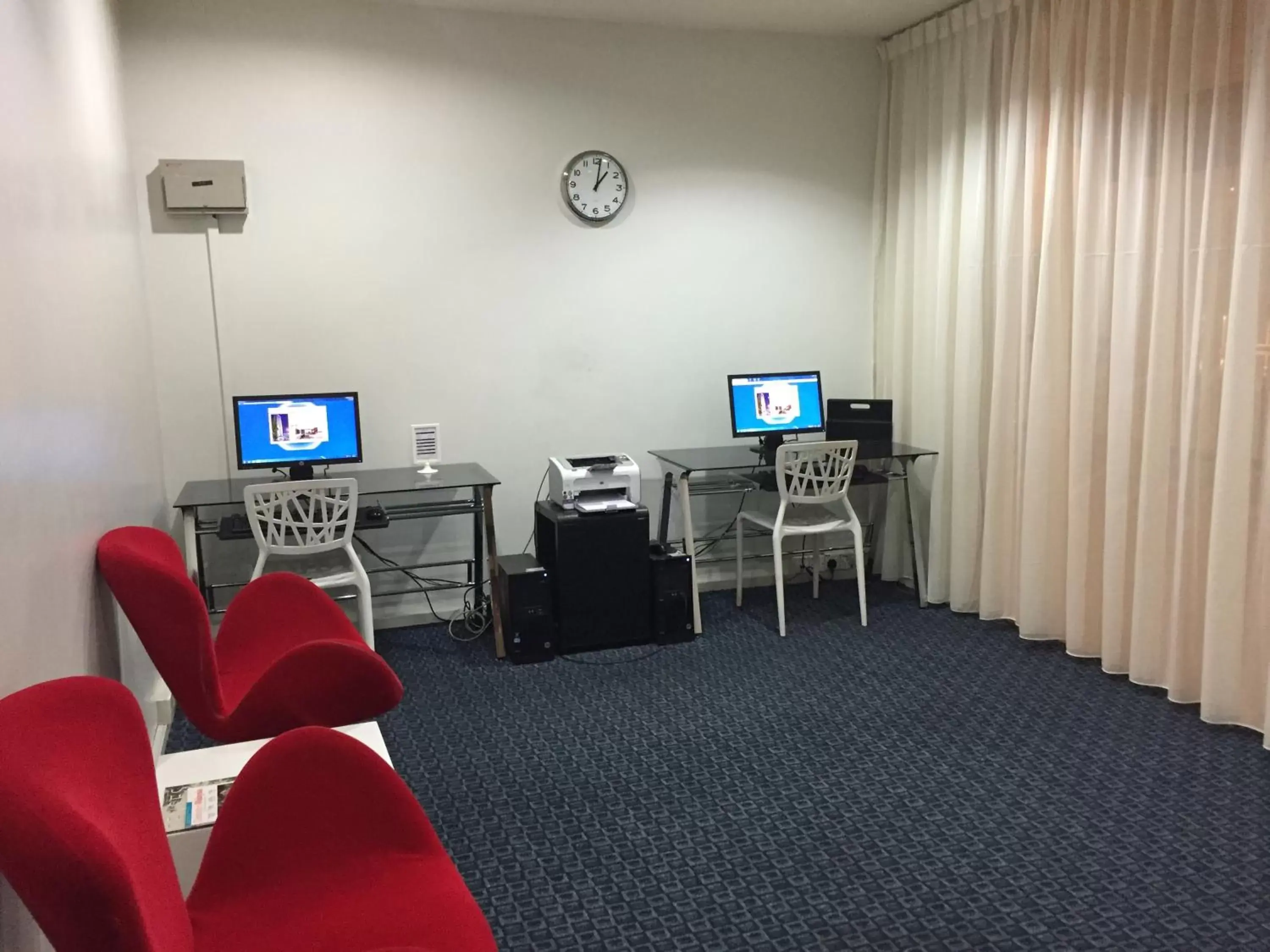 Business facilities, TV/Entertainment Center in Hotel Armada Petaling Jaya