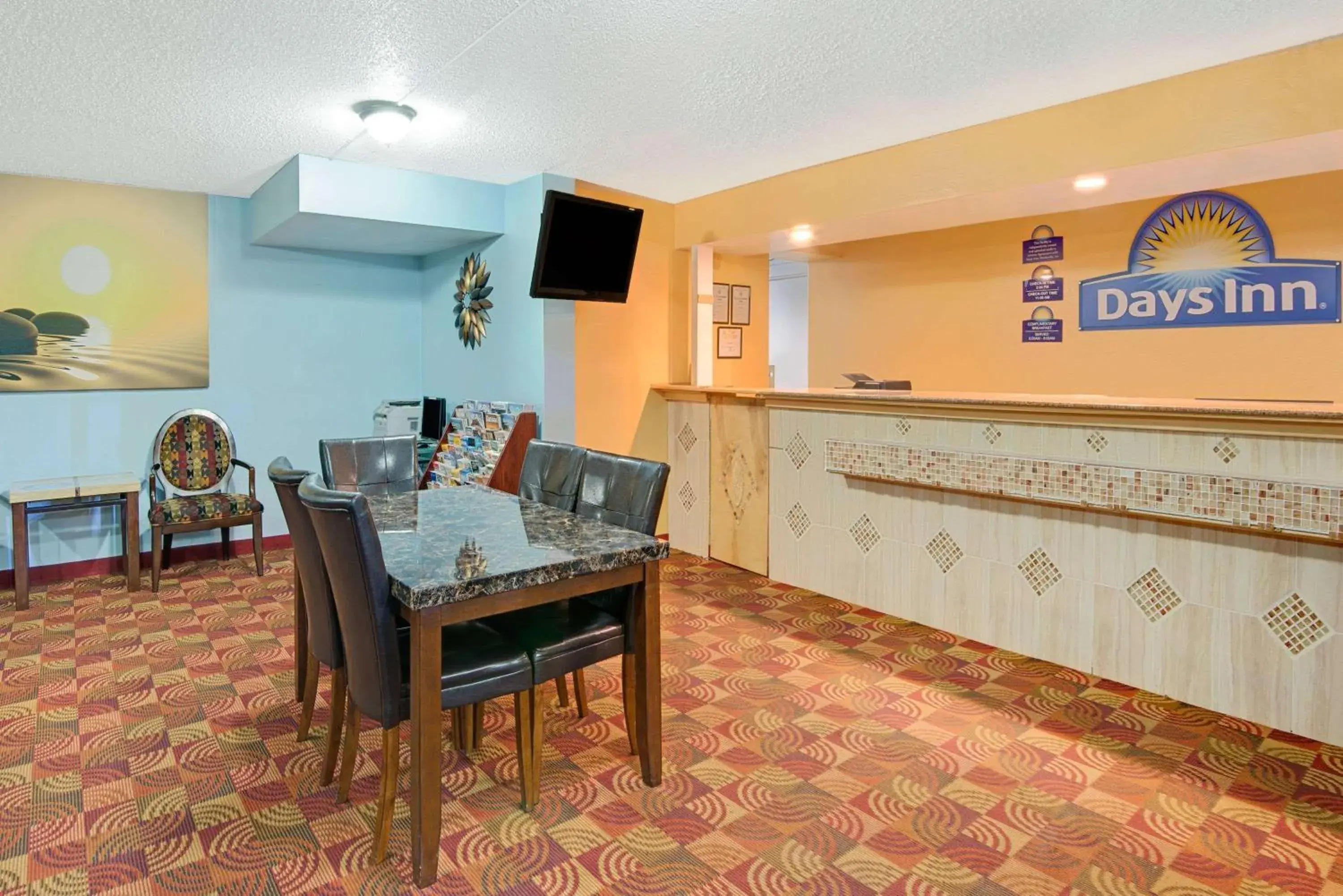 Lobby or reception in Days Inn by Wyndham Independence