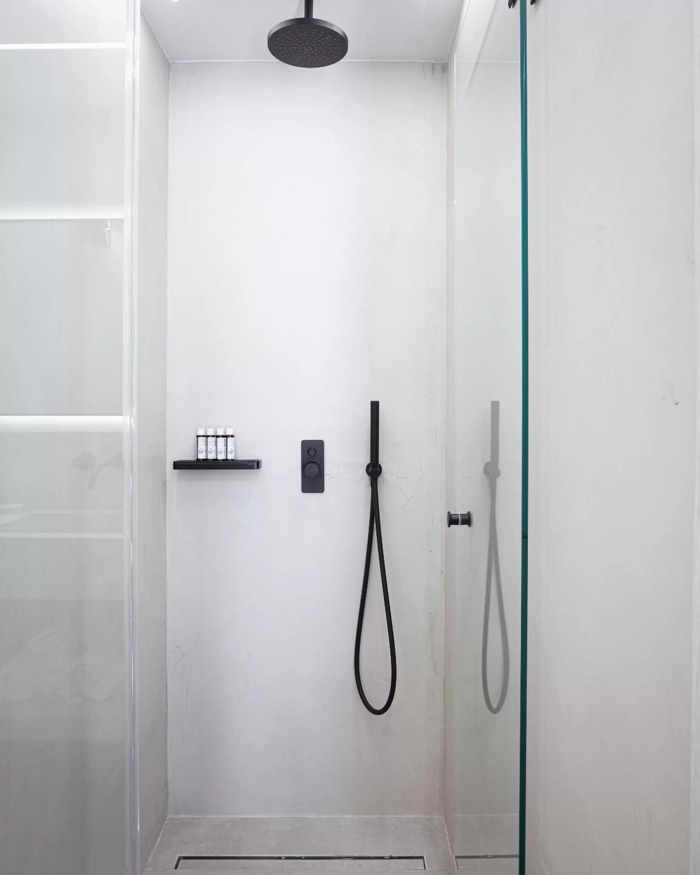 Shower in Saronida Hills