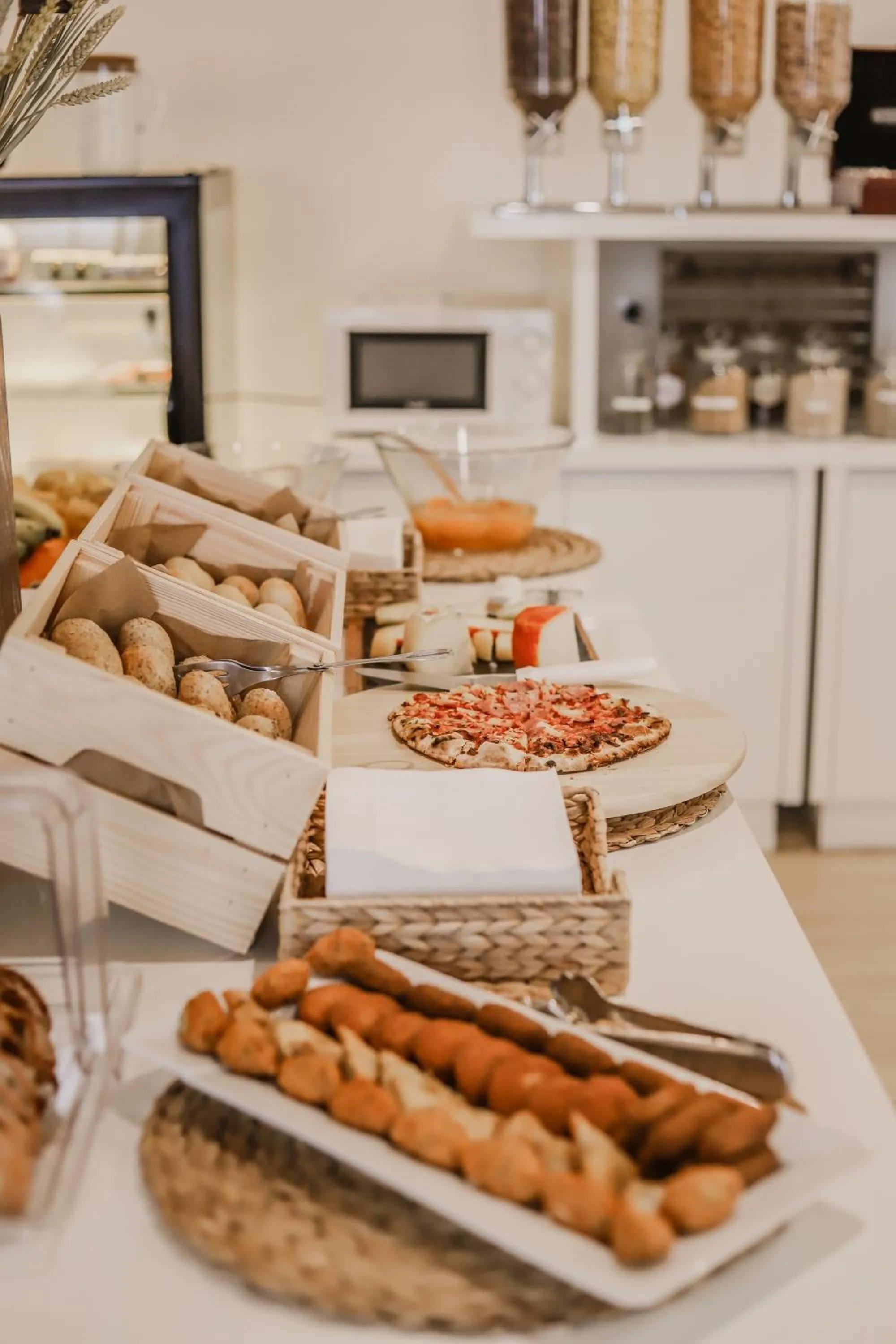 Continental breakfast in Hotel Neptuno