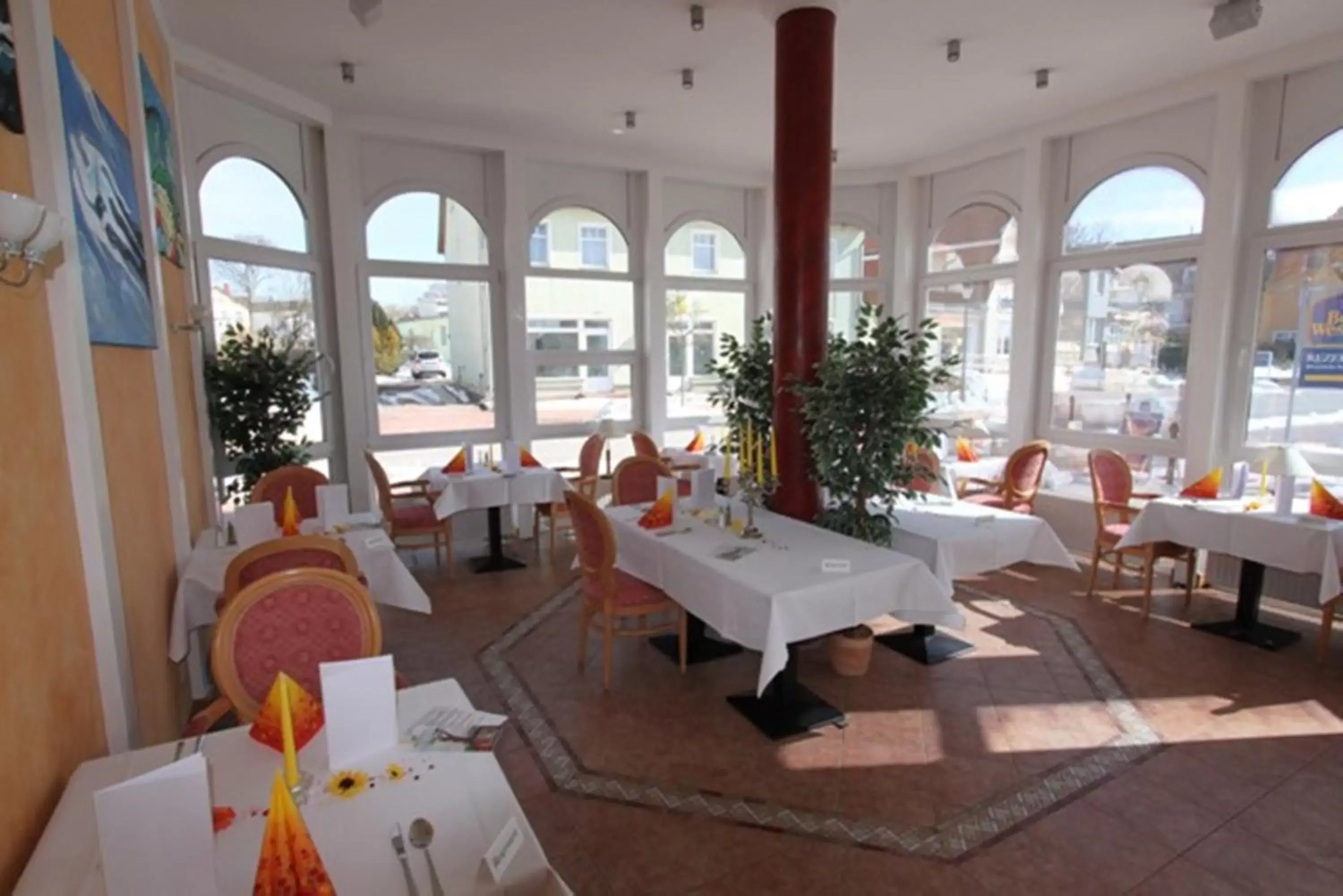 Restaurant/Places to Eat in Hotel & Restaurant Hanse Kogge