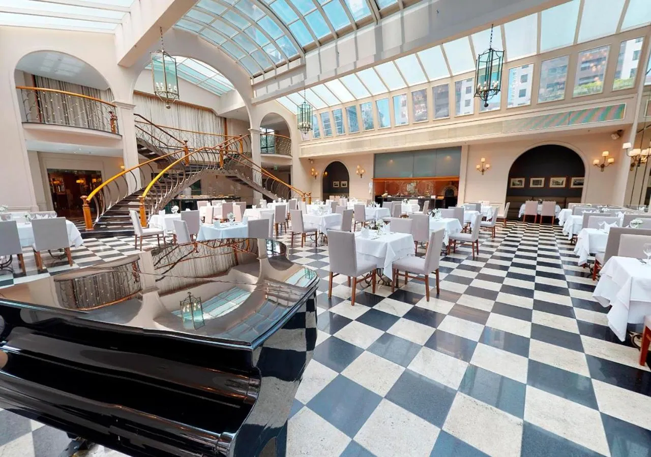 Restaurant/places to eat in Gran Estanplaza Berrini