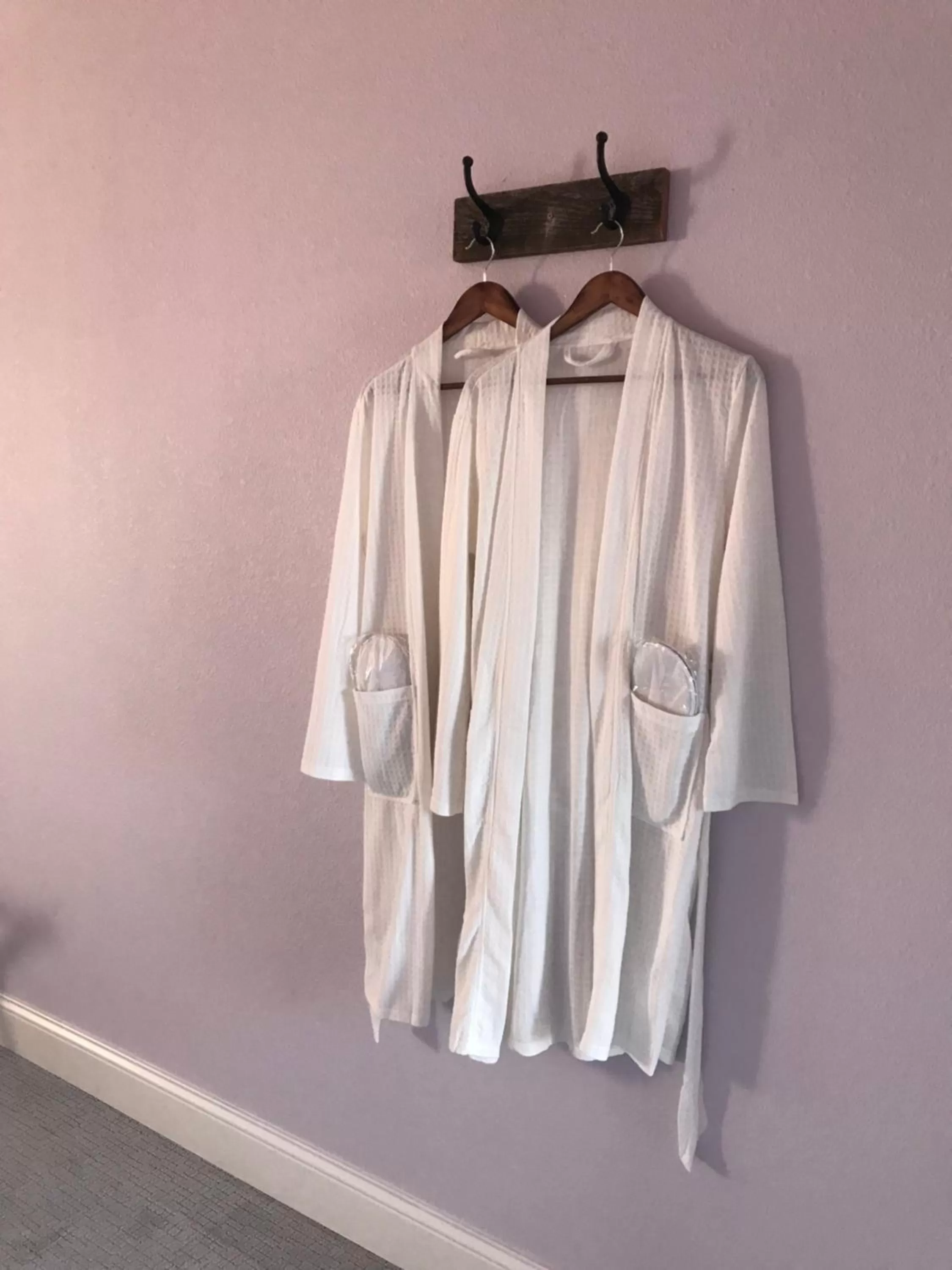 Bedroom in Castle Creek Manor